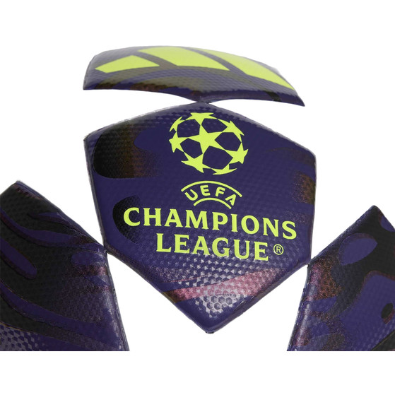 adidas Champions League Budapest J290 - Maat 4