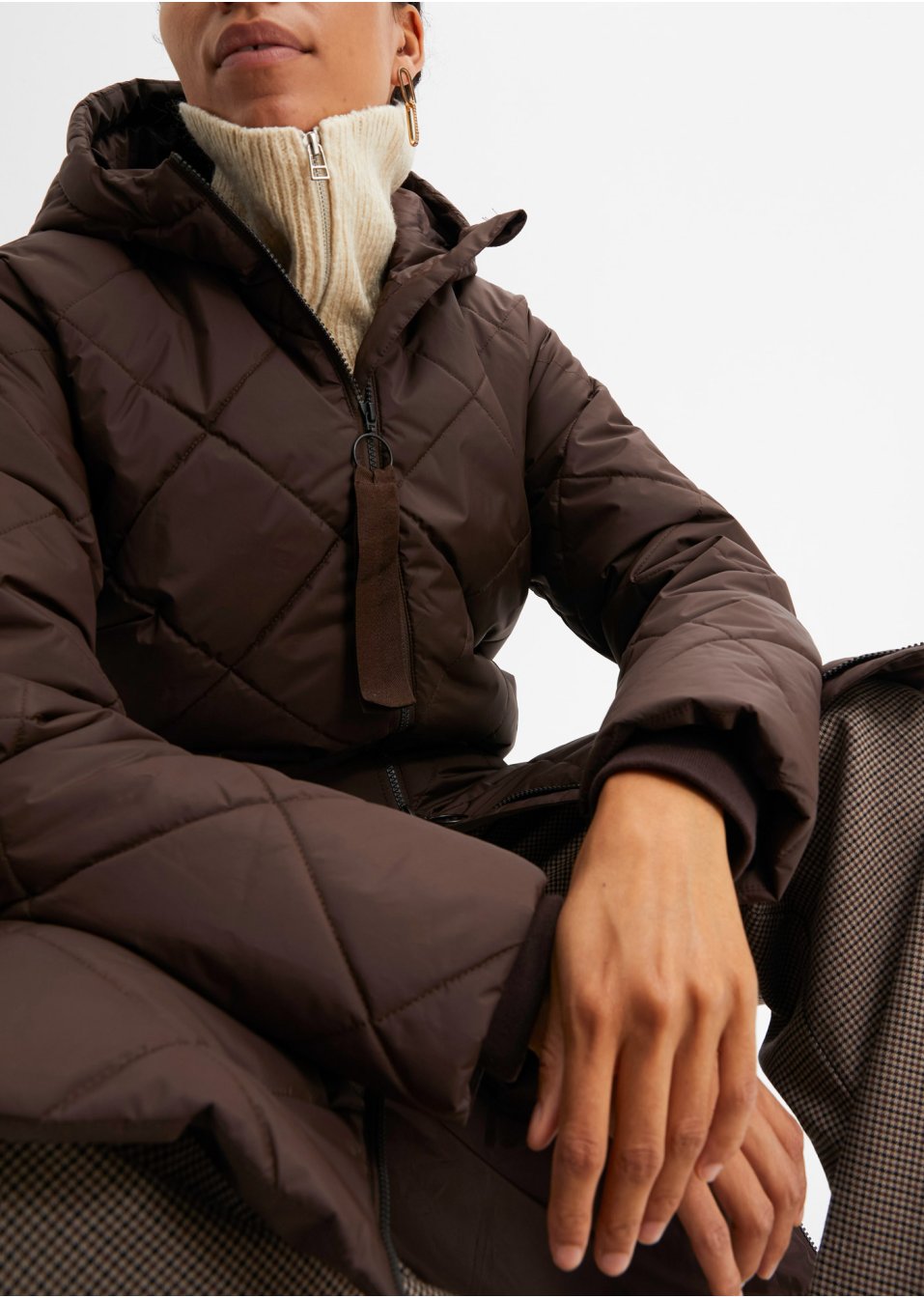Manteau matelassé et rembourré à capuche