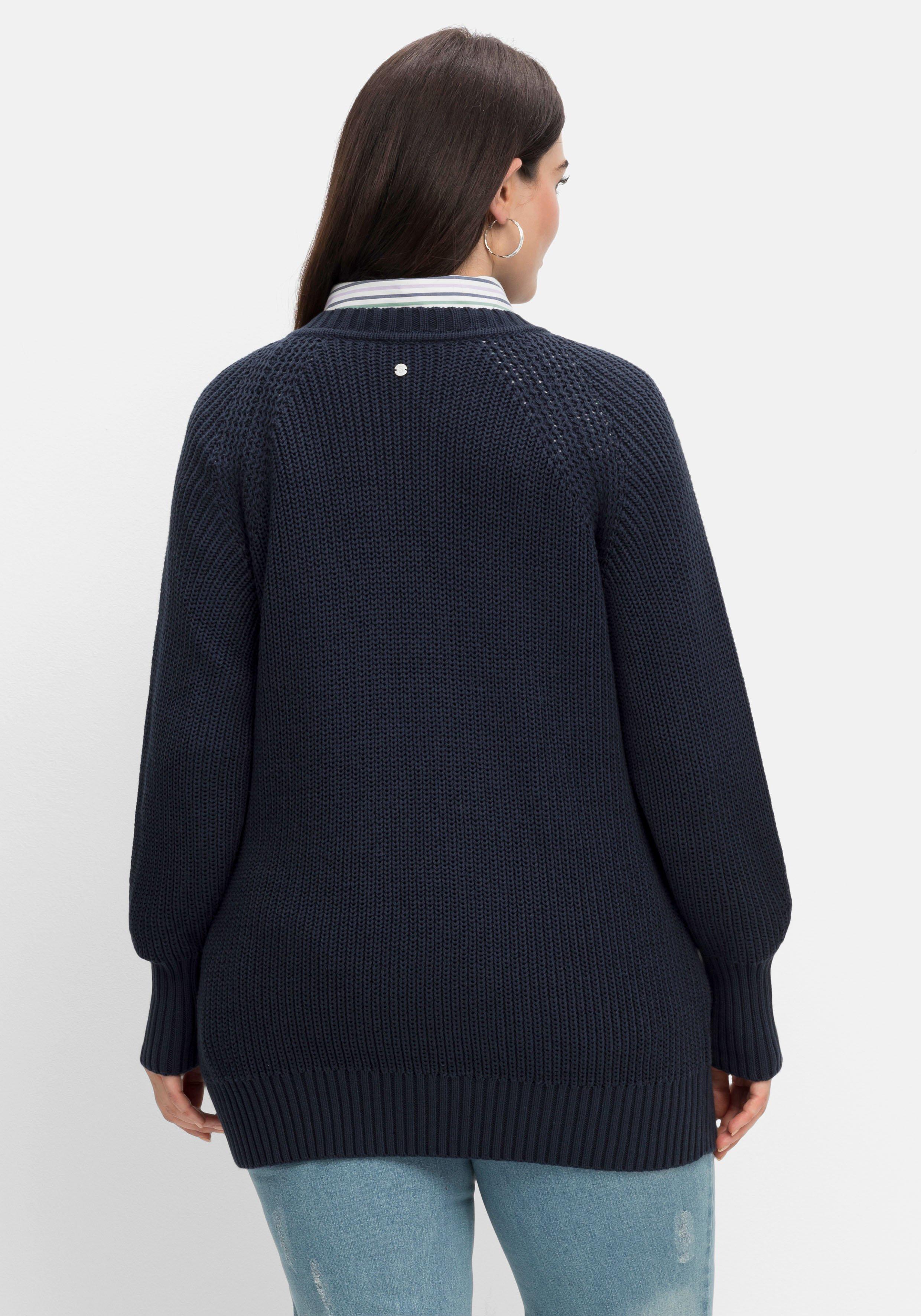 Pullover in Perlfangstruktur, mit Zopfmuster