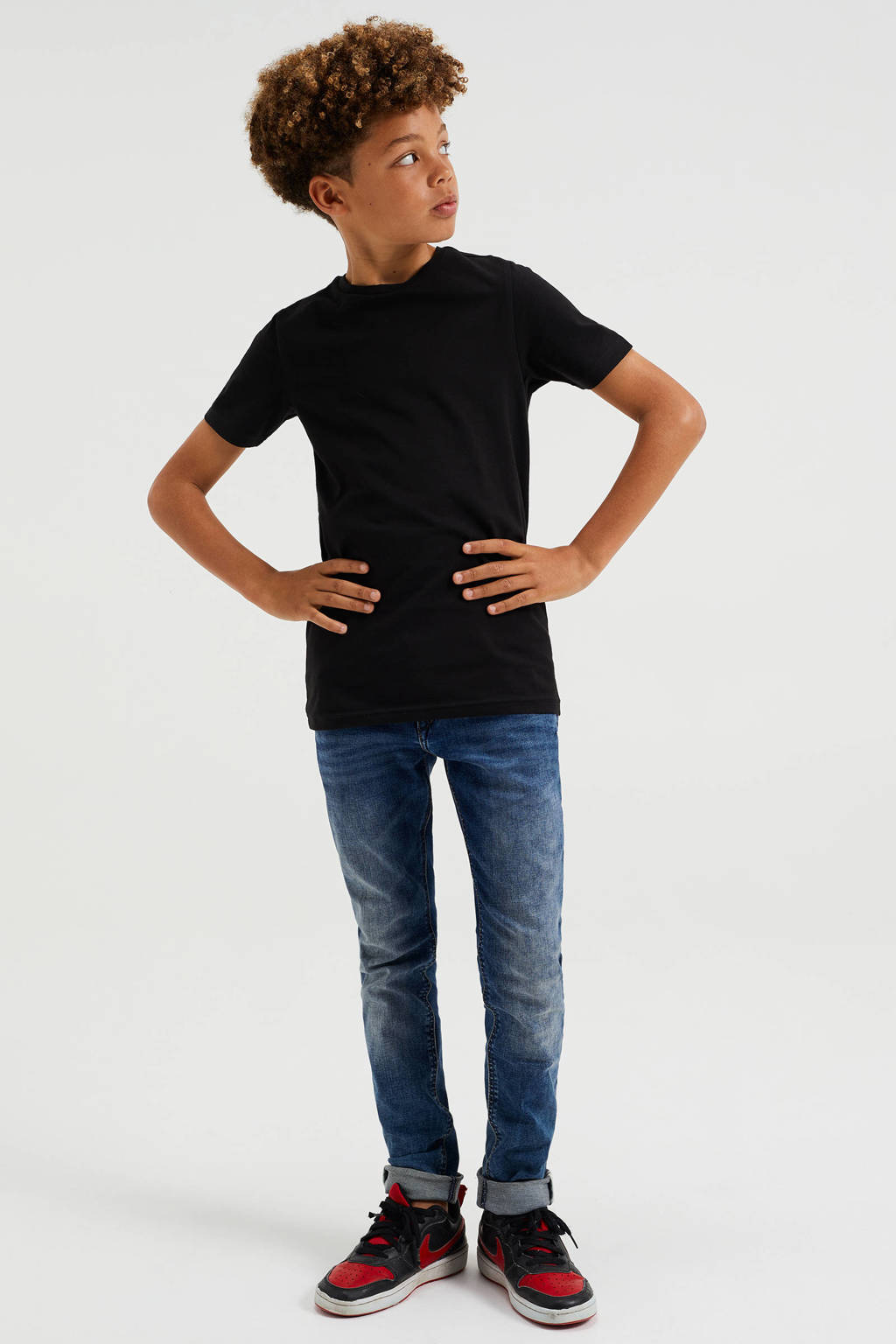WE Fashion basic T-shirt zwart