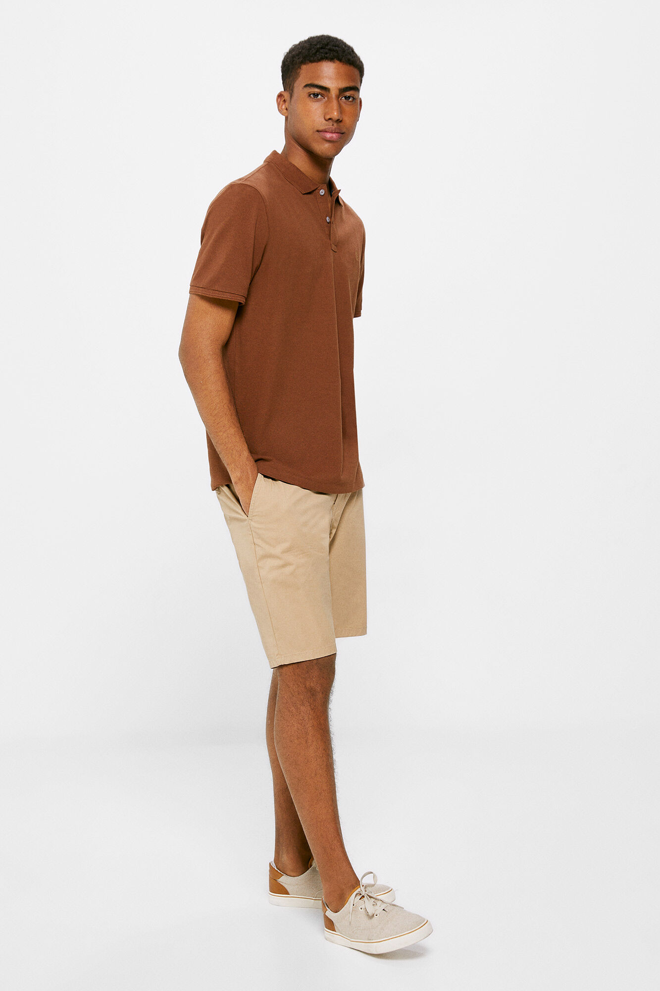 Polo piqué slim fit - marrom médio