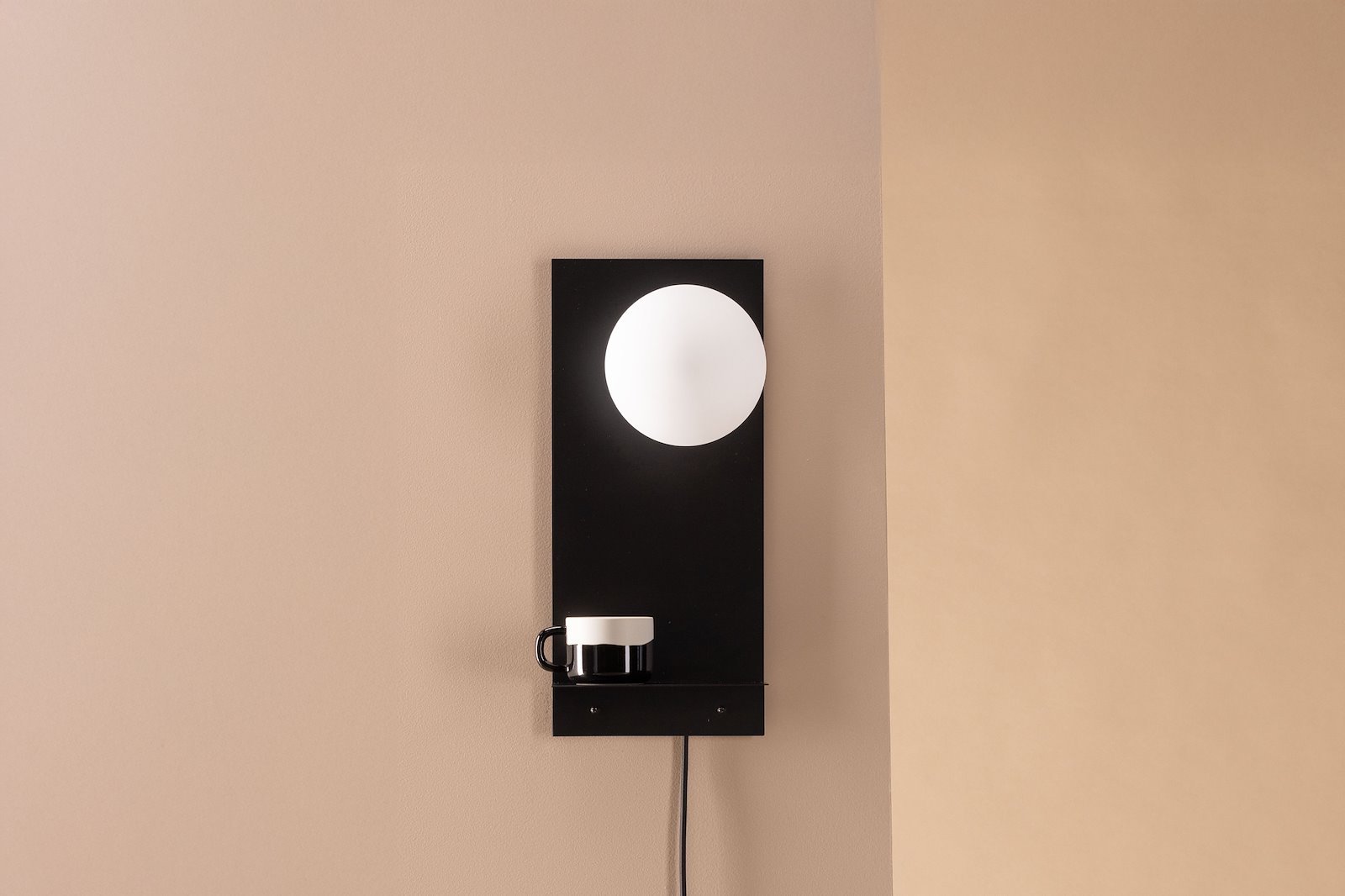 Troyes vegglampe Sort/hvitt glass