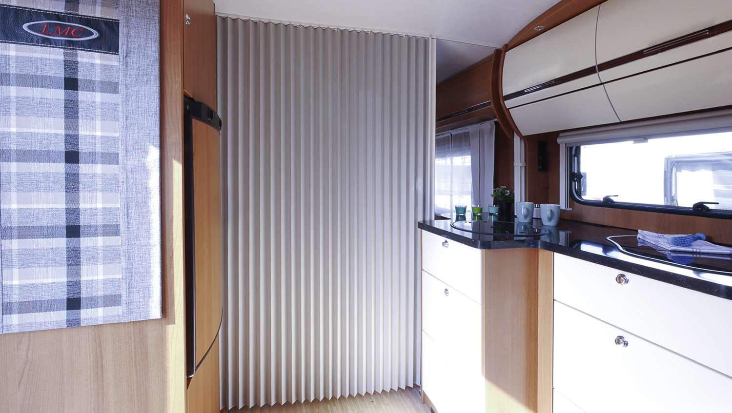 Remis Remiform I Flexibler Raumtrenner 800 x 1900 mm cremeweiß