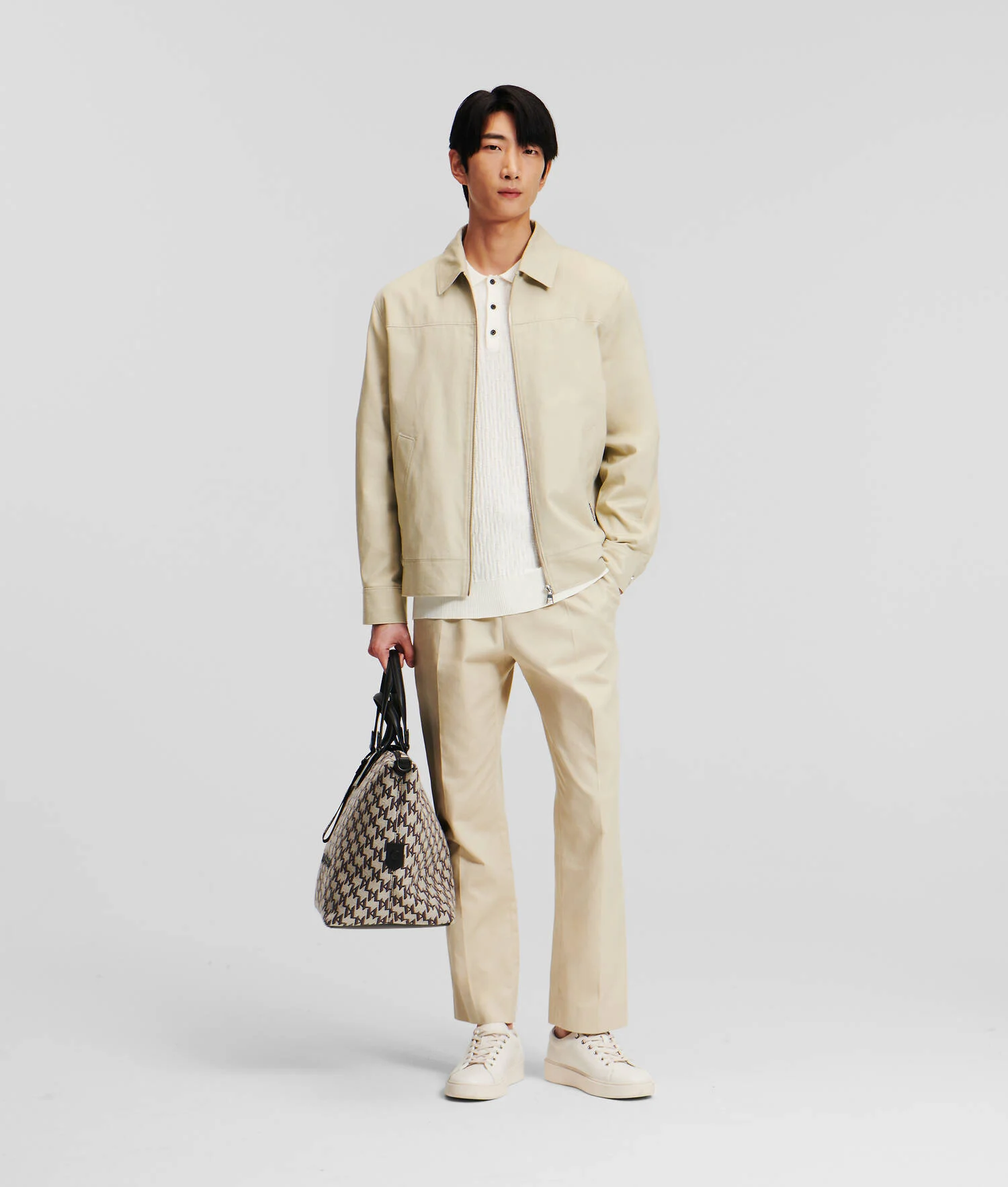 VESTE LÉGÈRE