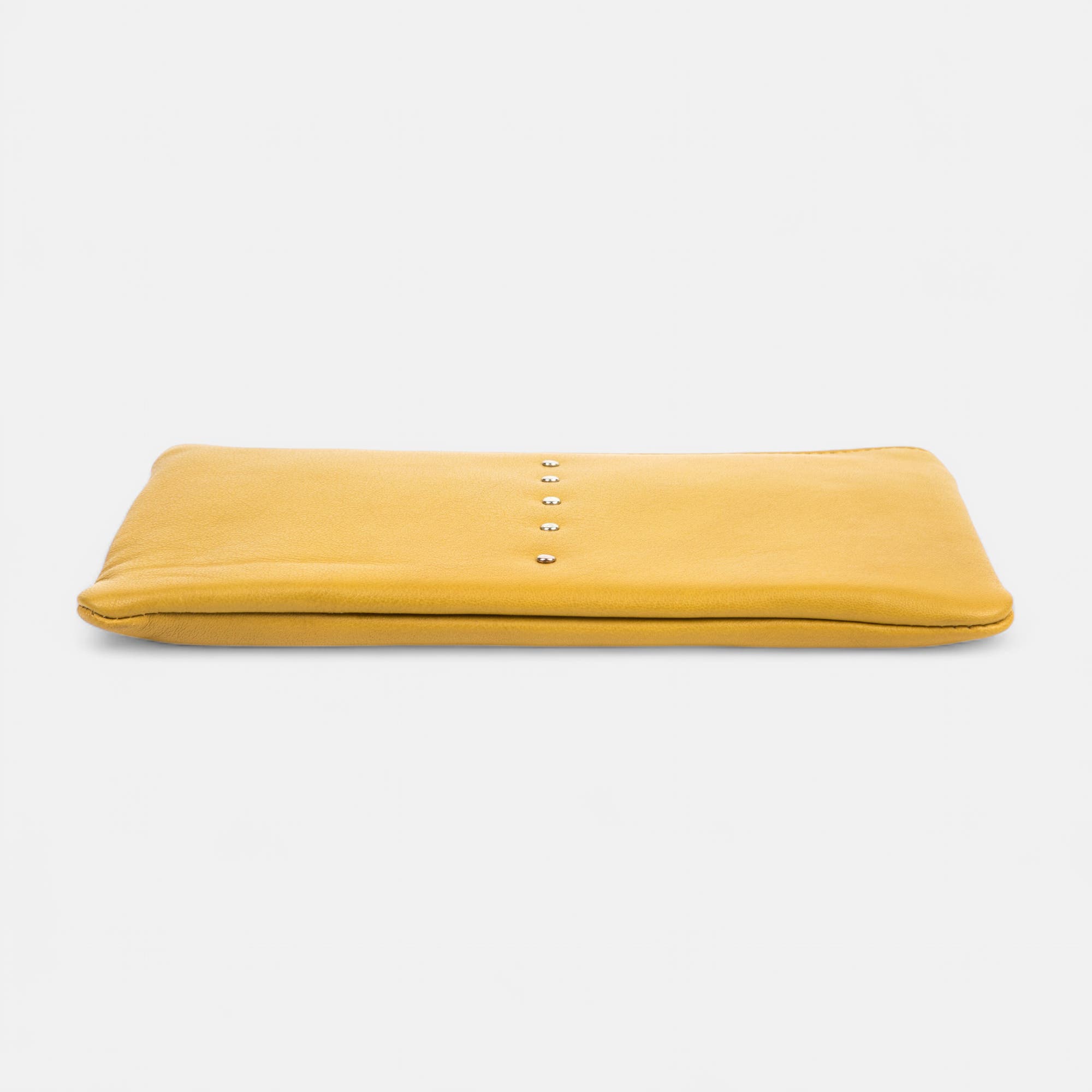 Petite maroquinerie en cuir jaune