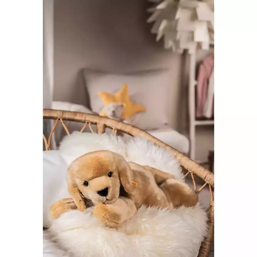 Steiff Soft Cuddly Friends Hund Henny liegend blond, 50 cm