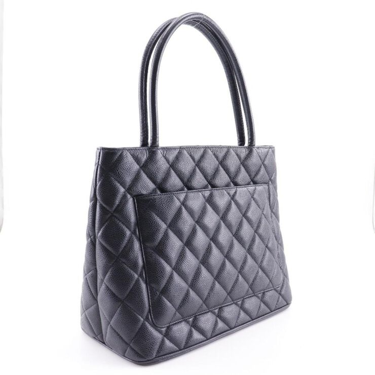 Chanel Vintage Chanel Medaillon Black