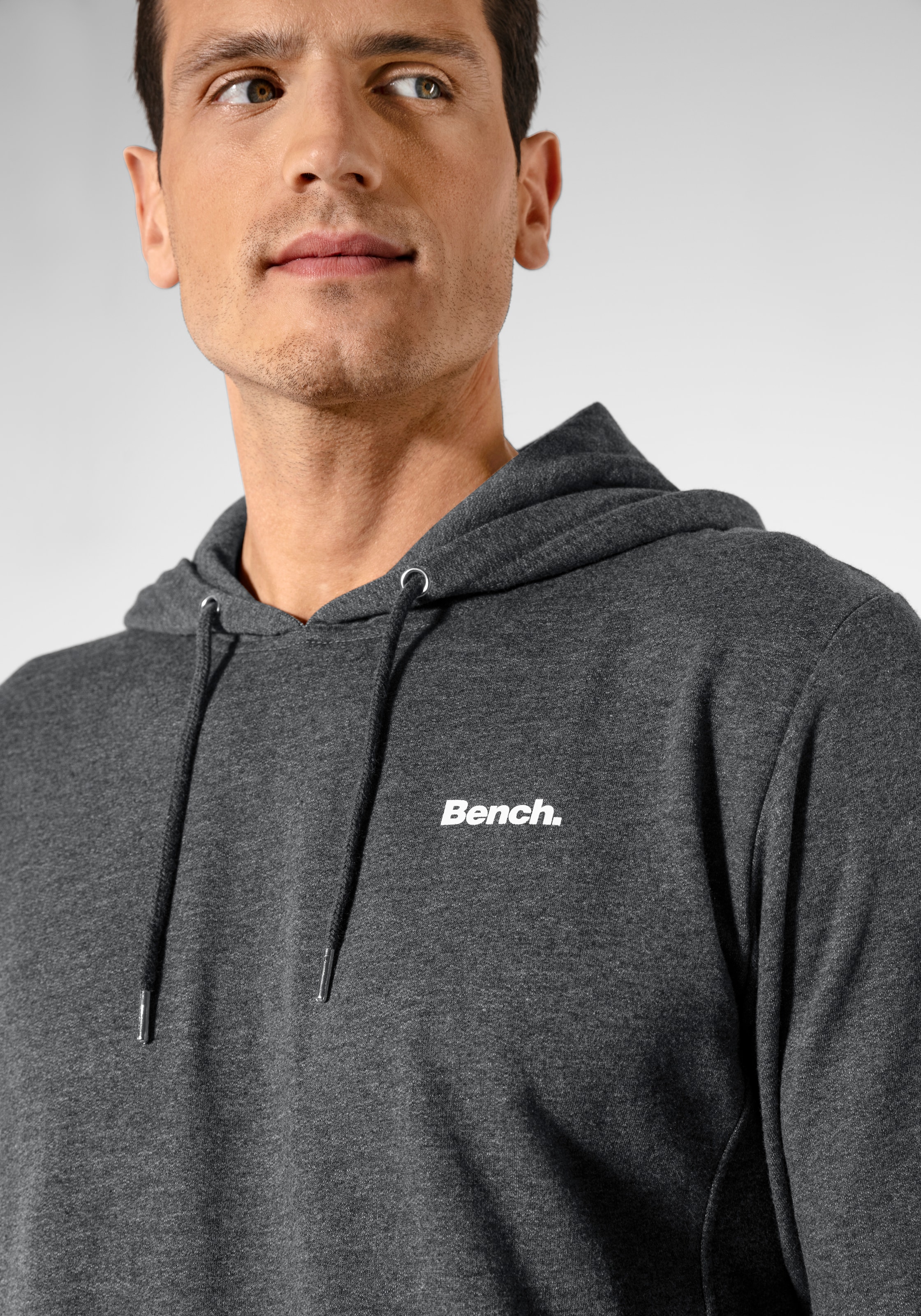 Bench. Loungewear Hoodie , Sweatshirt mit Kapuze und seitlichen Taschen, Baumwollmischung