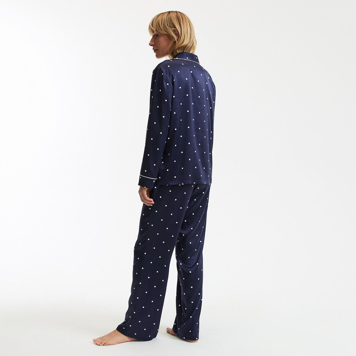 ANNE WEYBURN<br>Pijama de cetim com estampa de bolinhas