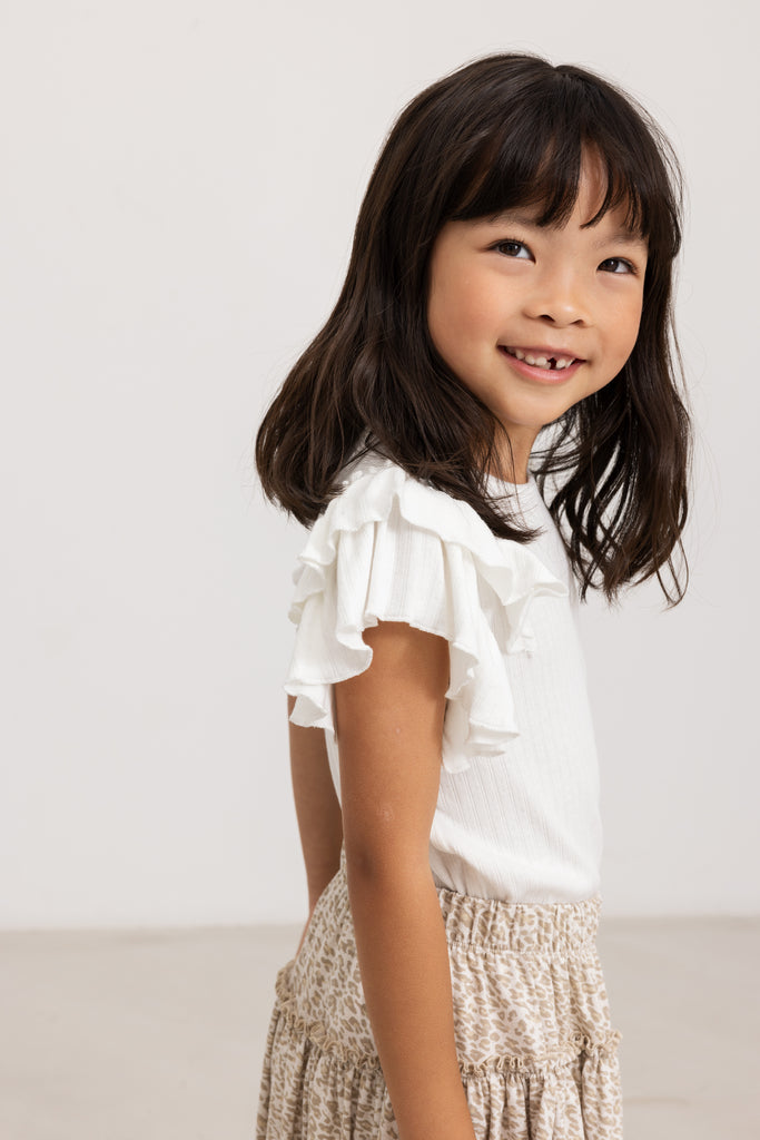 Tavora Frill, T-shirt - Gentle White