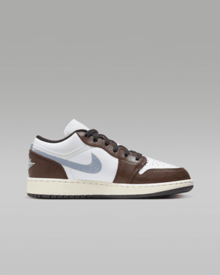 Air Jordan 1 Low SE Older Kids' Shoes