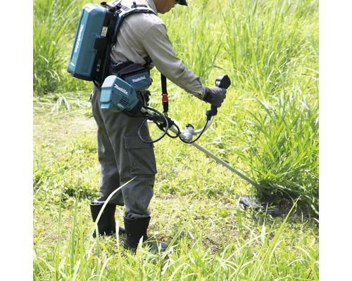 Makita UR101CZ 2 accu bosmaaier zonder accu, compatibel met rugaccu