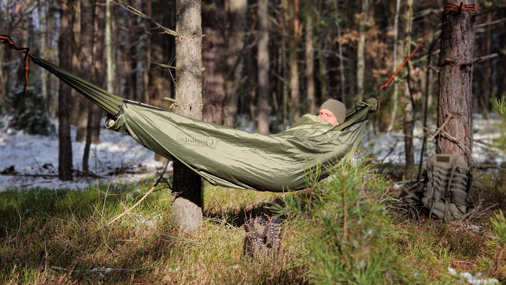 Bushmen HIDEOUT Warm<br>Fjellduk med 120g fyll!
