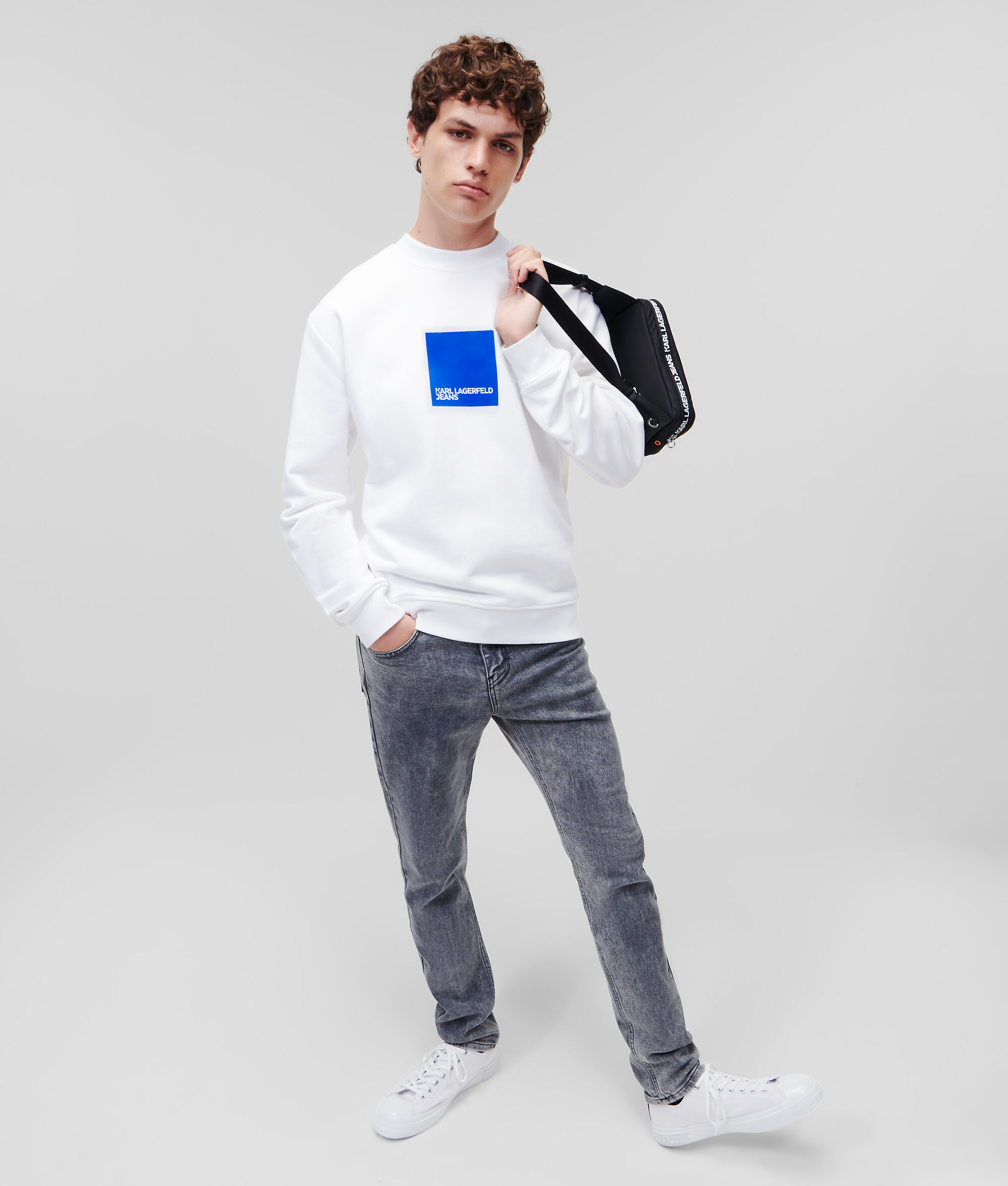 SWEAT-SHIRT KLJ