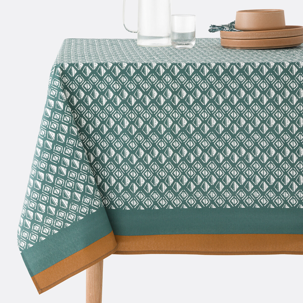 LA REDOUTE INTERIEURS<br>Toalha de mesa estampada, resistente a manchas Lodge