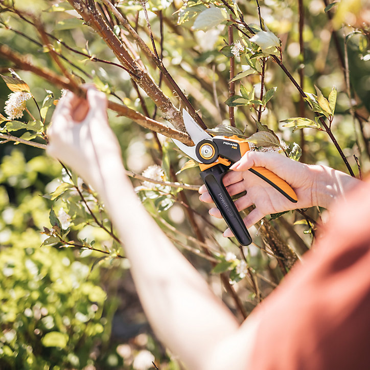 Sécateur X-series à lame franche P921 Fiskars