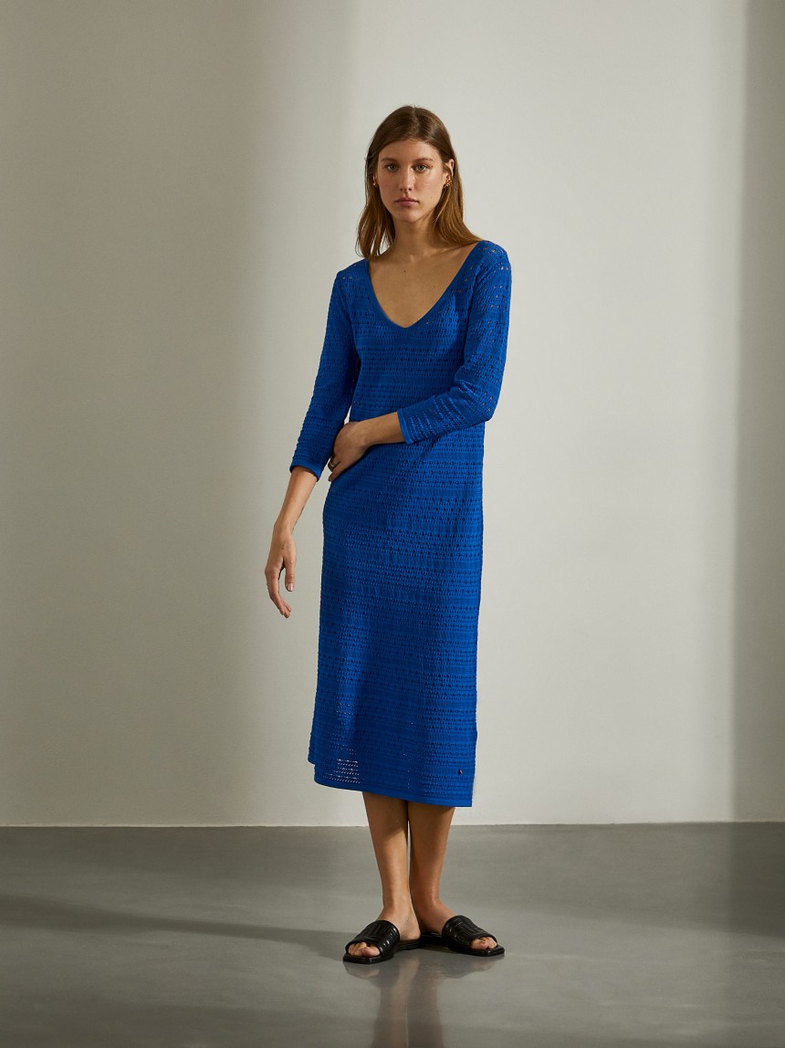 Vestido midi em malha aberta