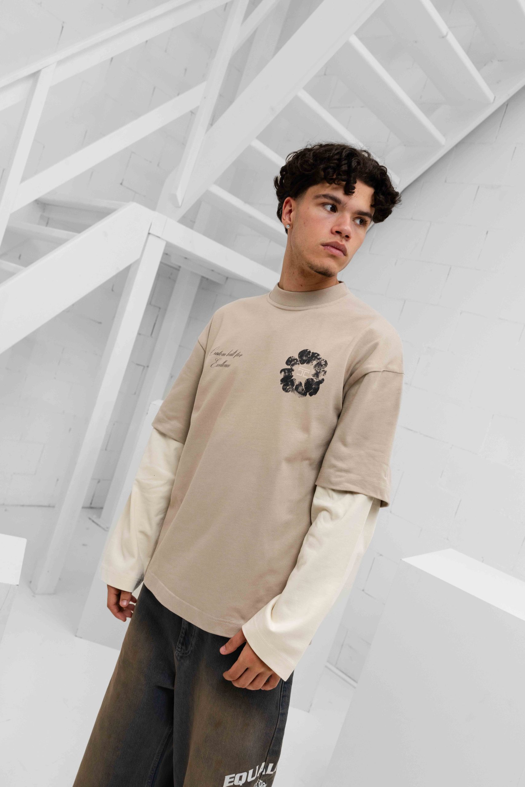 Jorcustom Flowers Double Layered Longsleeve T-Shirt Heren Taupe/Beige