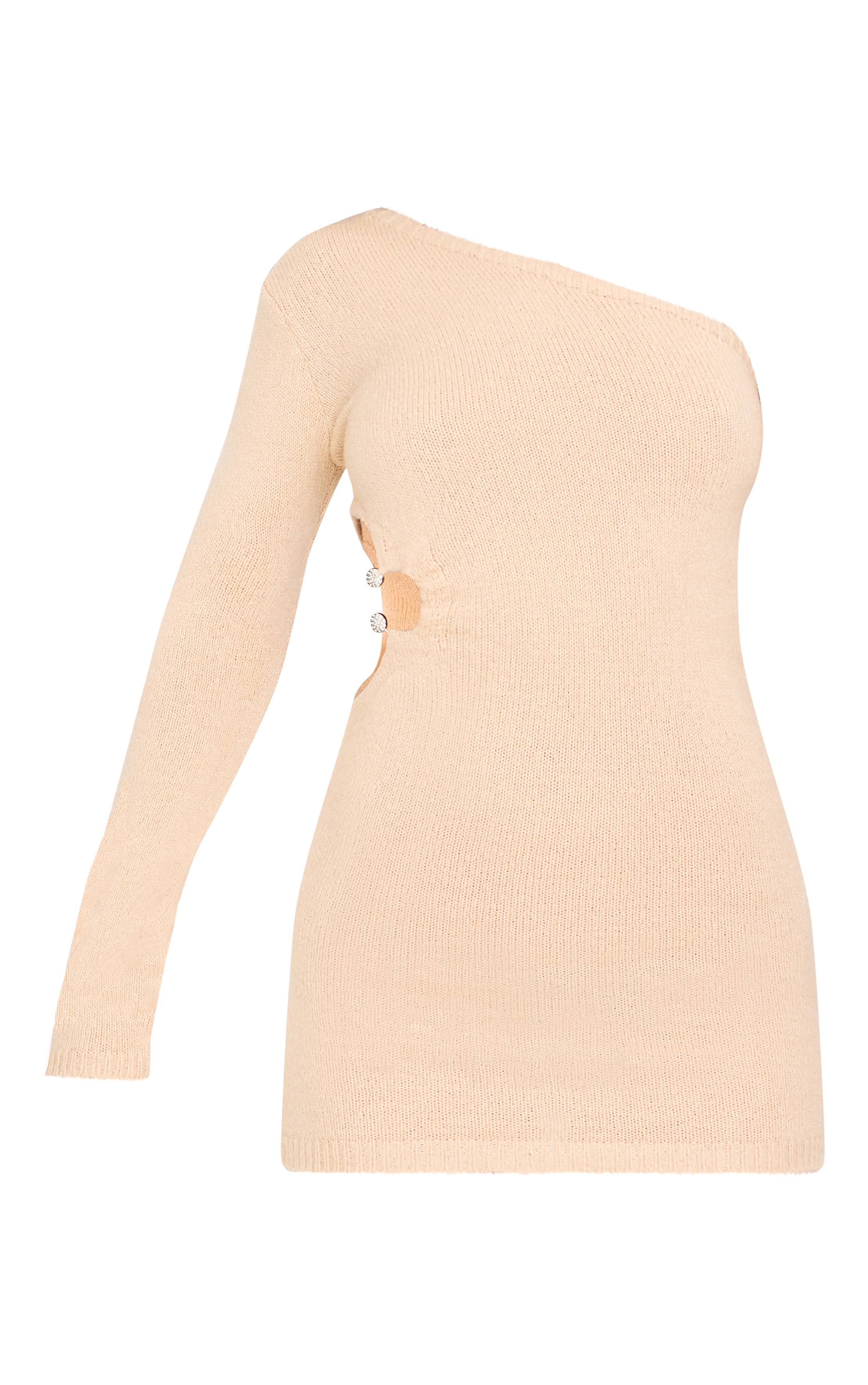 Robe Courte Asymétrique En Maille Douce Avec Découpe Et Détails Contrastés