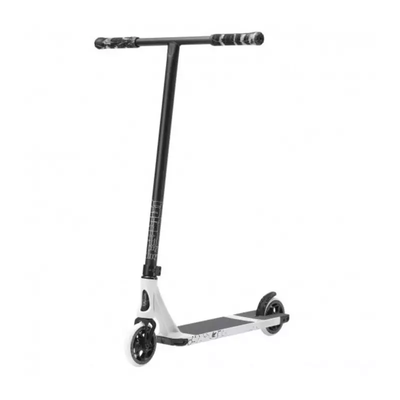 Trottinette Freestyle BLUNT Prodigy S9 Street White