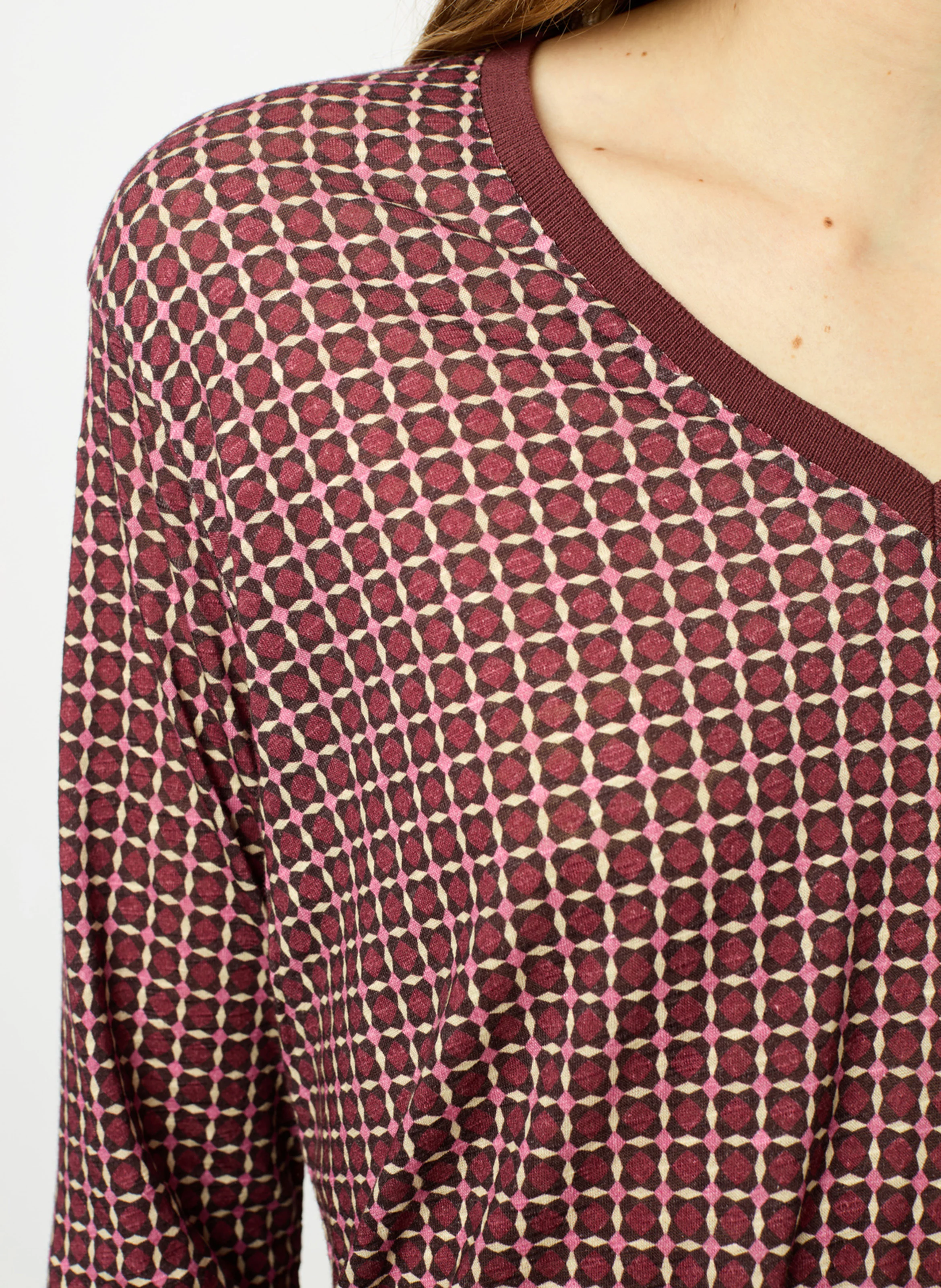 AYLA - Tee-shirt col V droit en coton mélangé imprimé | Rouge