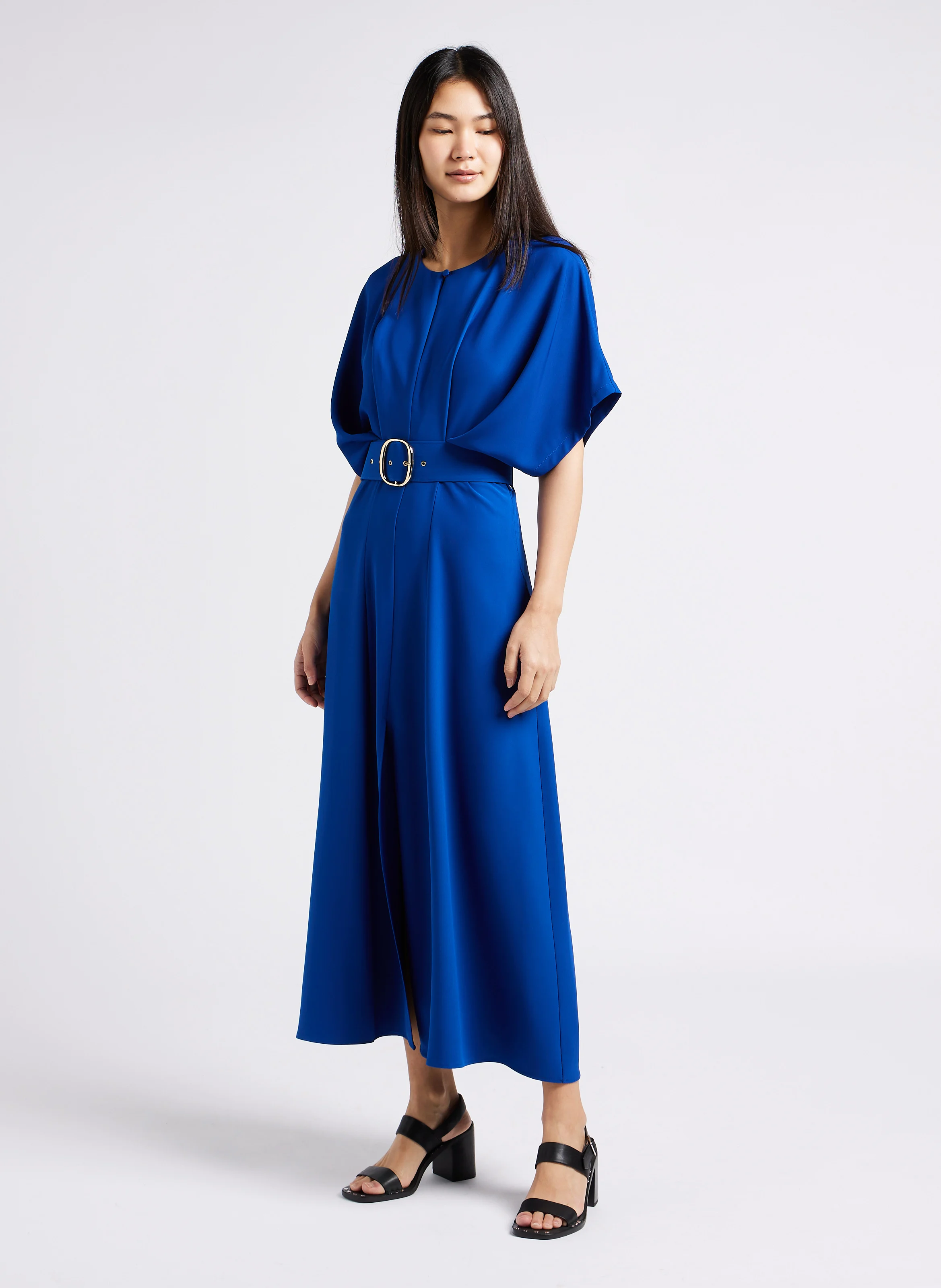 Robe longue cintrée col rond à manches chauve-souris | Bleu