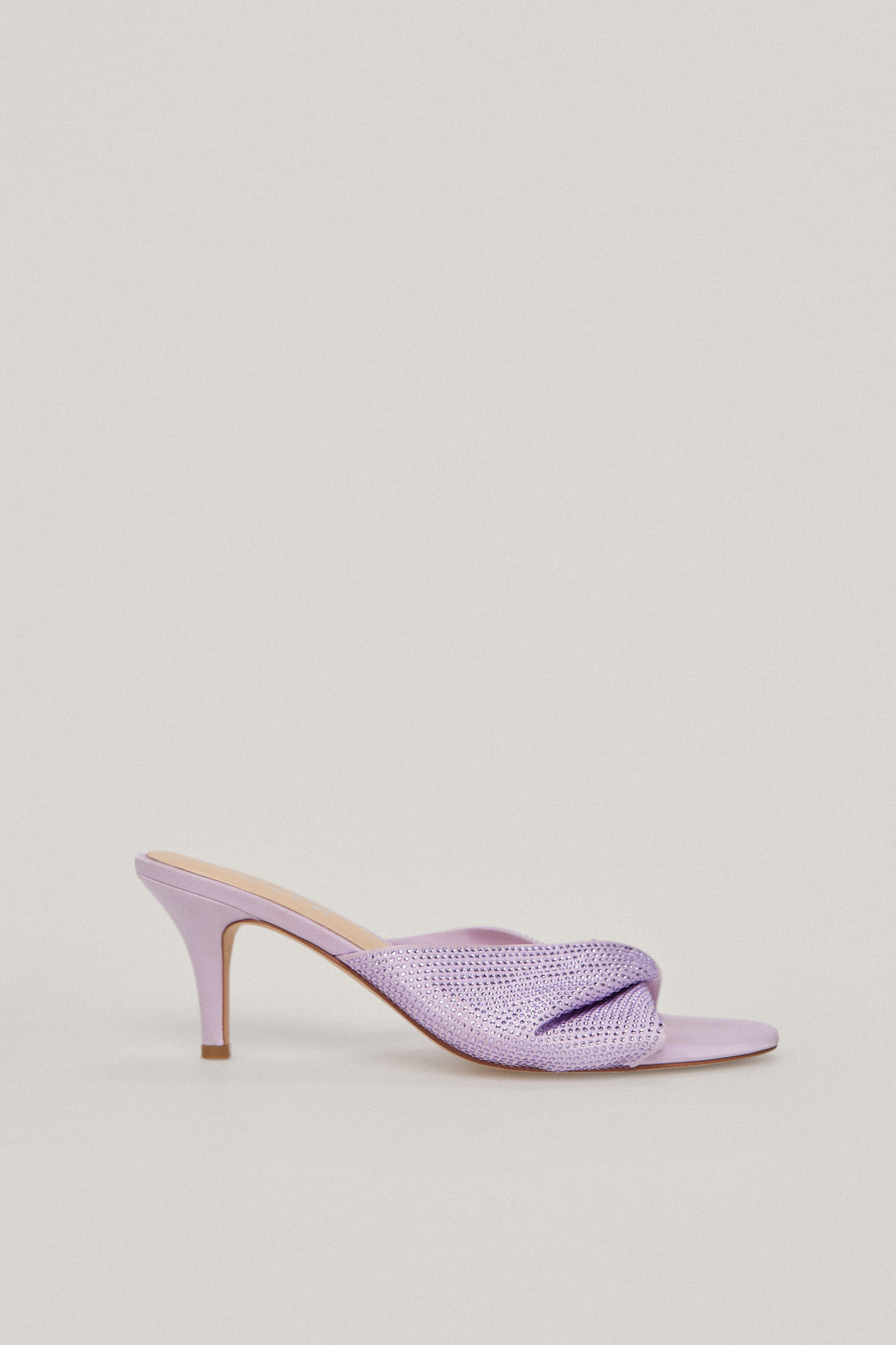 Mule Mercedes.Sanadalia em cetim - Roxo