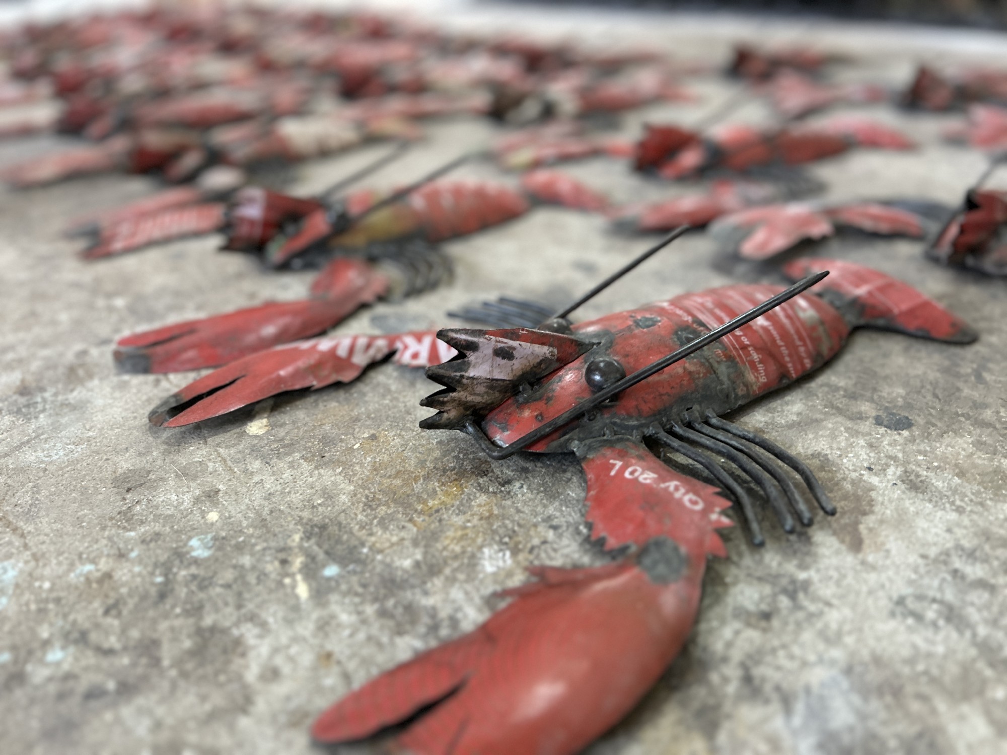Wanddeko 'Hummer' M, rot, H 43 cm, B 30 cm, L 7 cm von fischer's lagerhaus