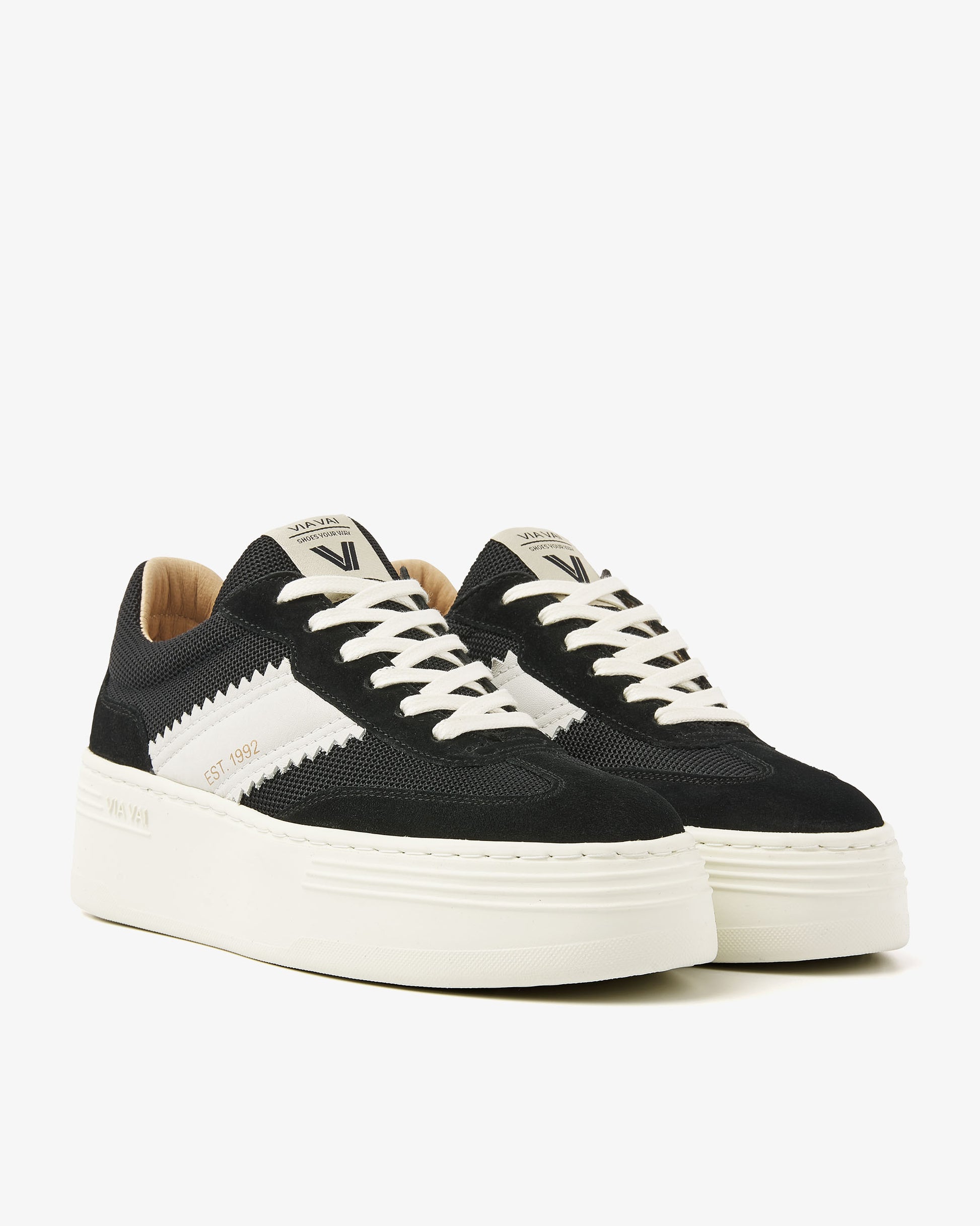 VIA VAI zwarte dames sneakers Isa Lou