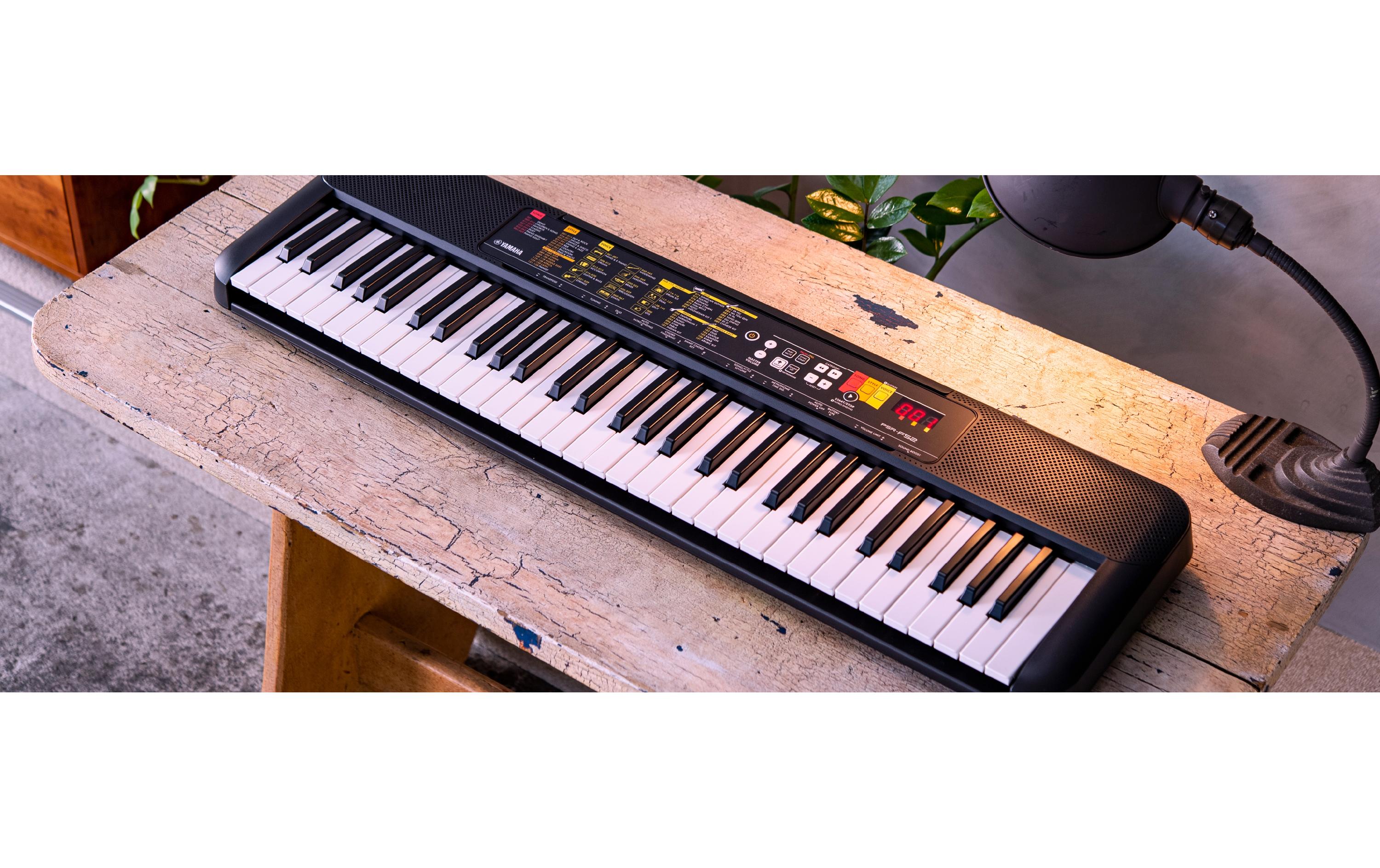 Keyboard PSR-F52<br>Tragbares Keyboard für den Einstieg in die Musik