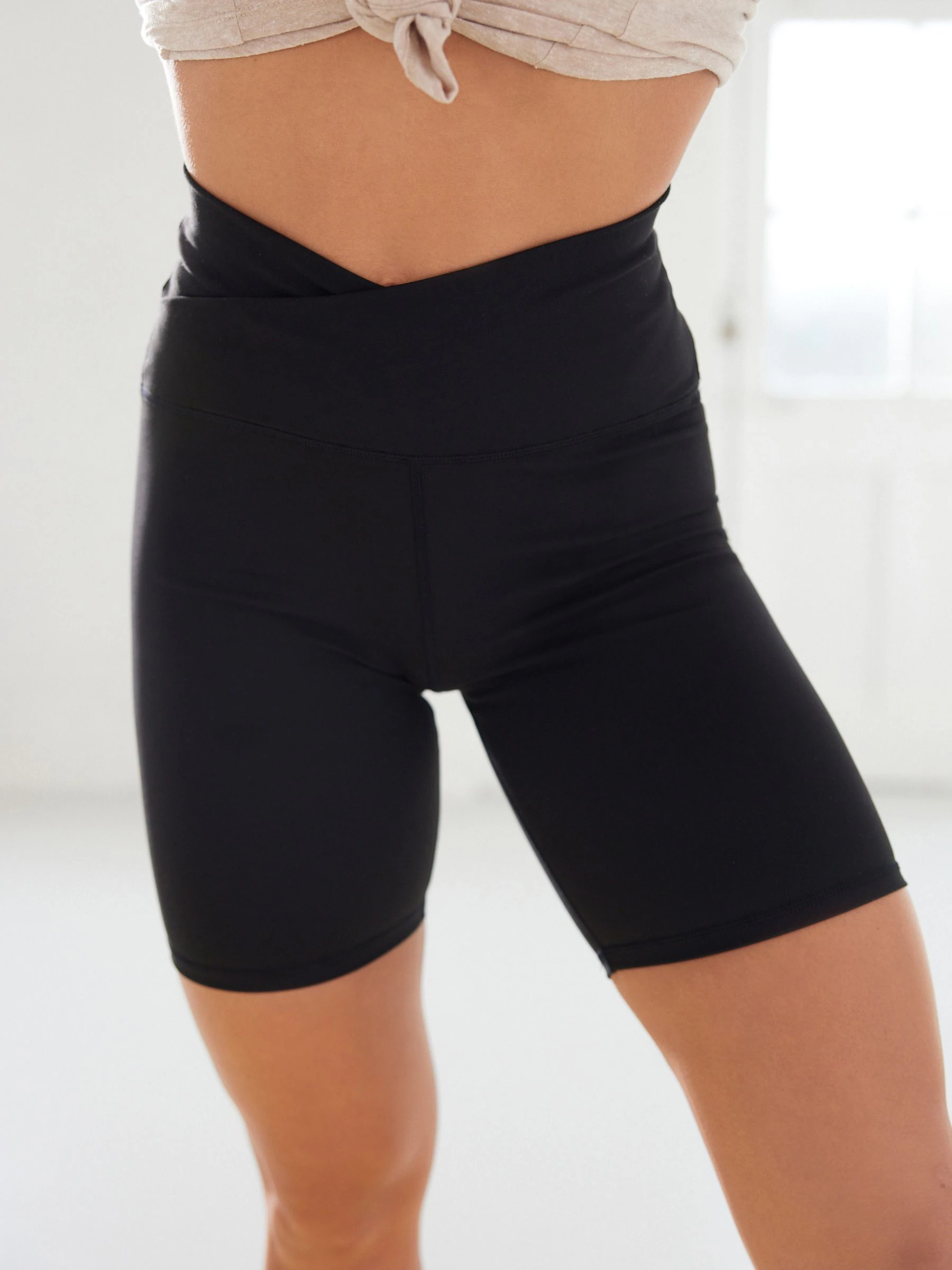 Zwart - Active Sports fietsshort met tailleoverslag