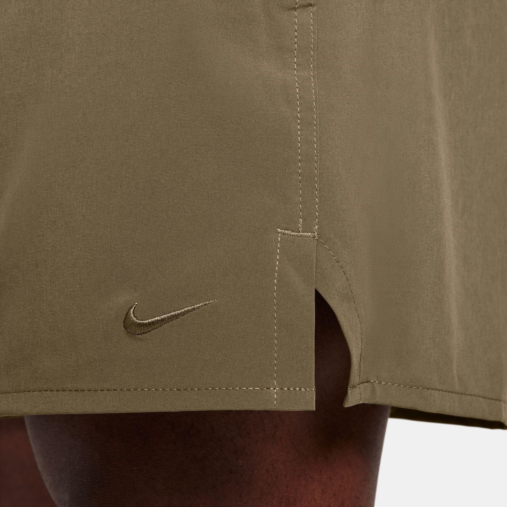 Nike Dri FIT Unlimited Mens 7 Unlined Woven Fitness Shorts