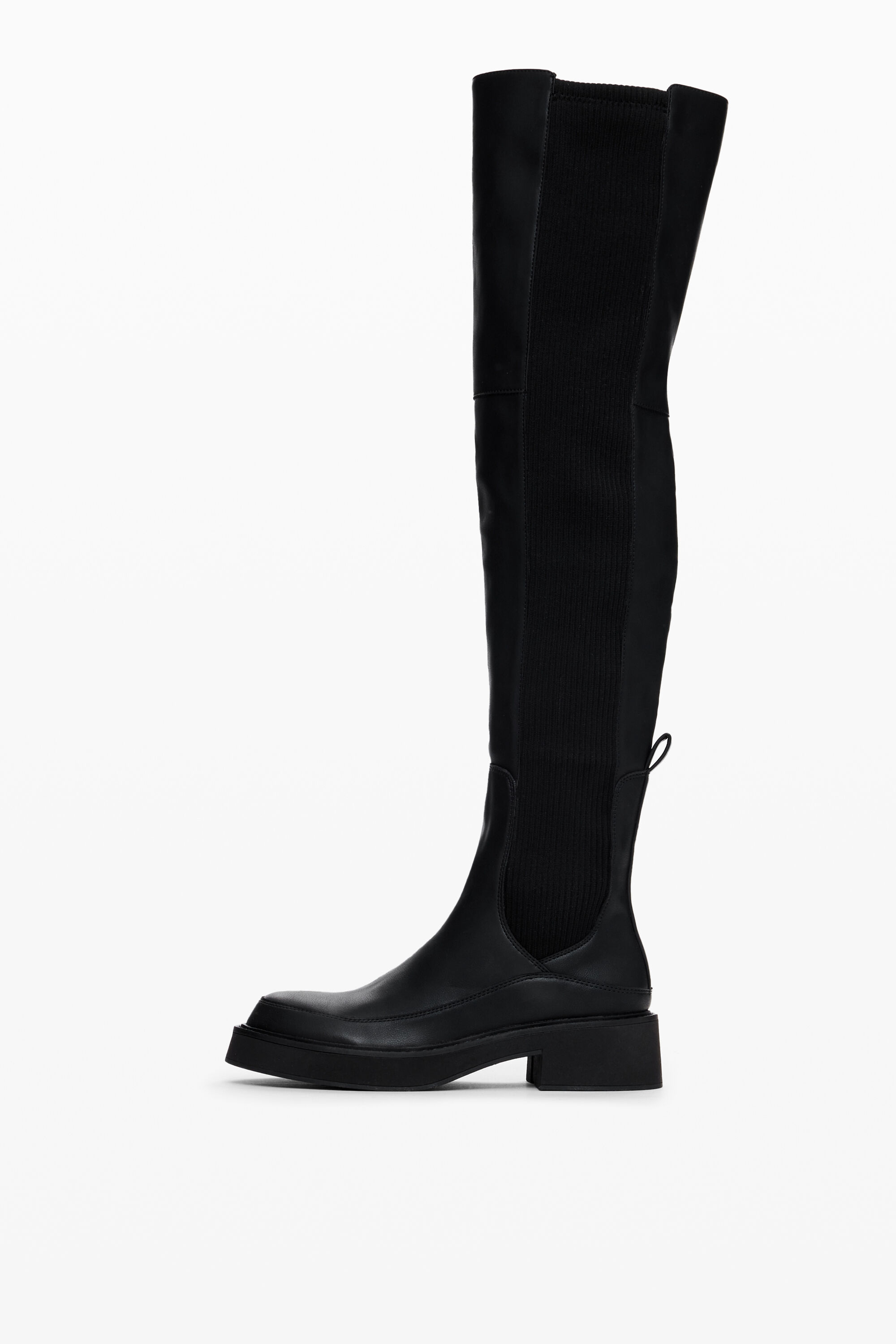 Bota alta Chelsea projetada por M. Christian Lacroix