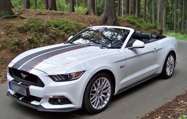 Ford Mustang fahren in Schweinfurt als Geschenk
