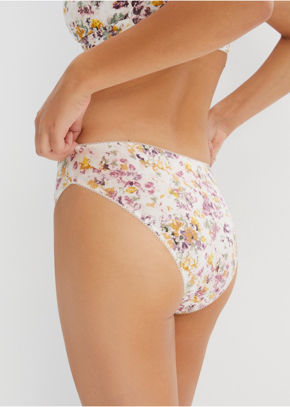 Lot de 4 slips avec coton