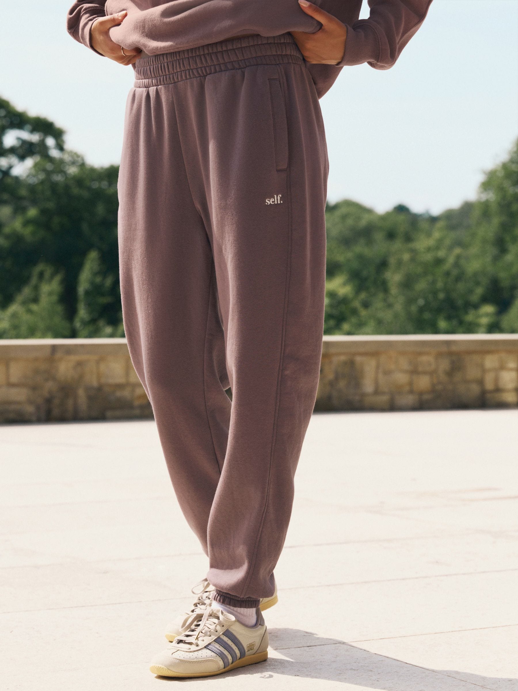 Bruin - Self. joggingbroek met boorden