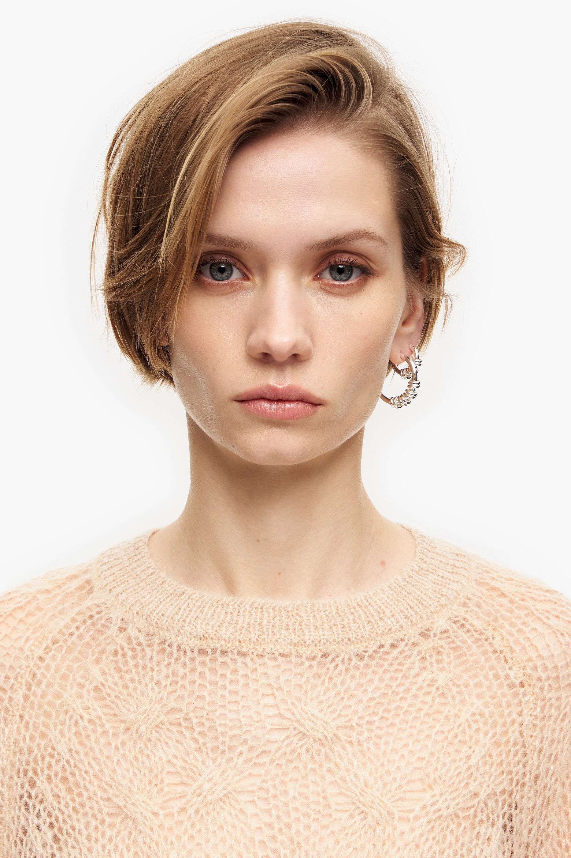 Jersey de mohair vazado na cor areia