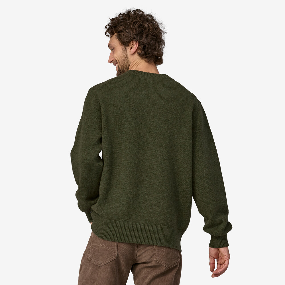 Herrenpullover mit Knöpfen aus recyceltem Wollmischgewebe