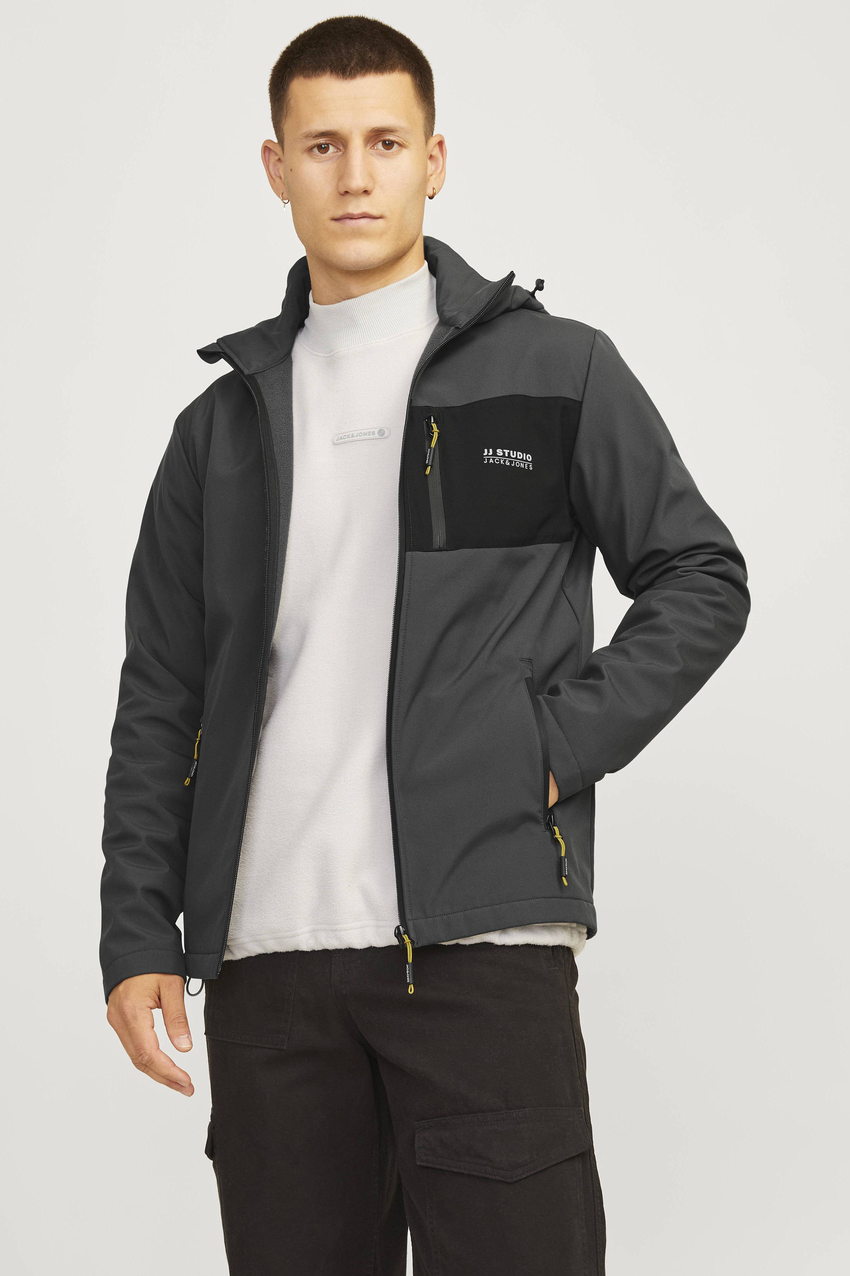 JACK & JONES softshell jas JJTAYLOR grijs