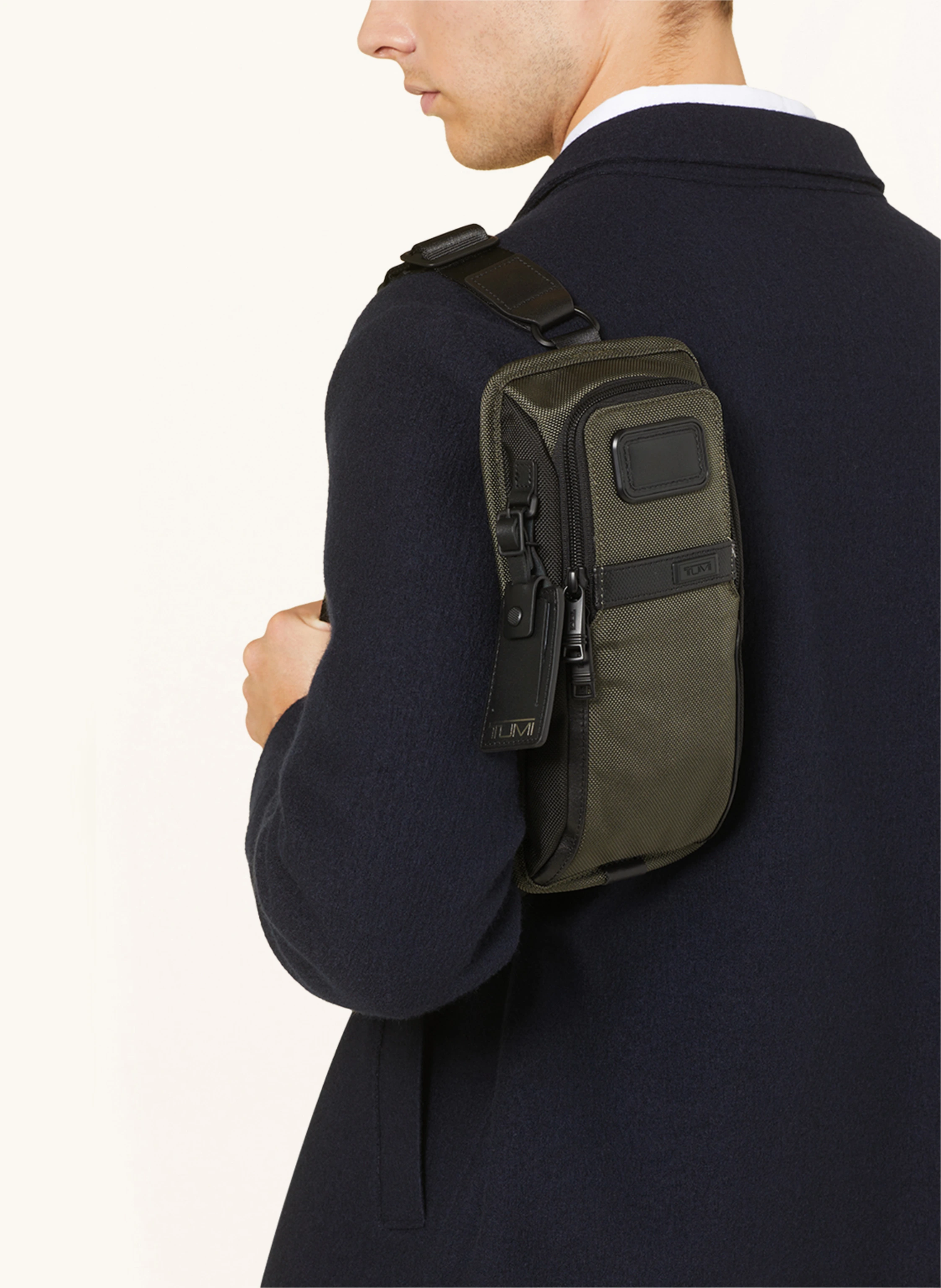 TUMI ALPHA Umhängetasche COMPACT SLING
