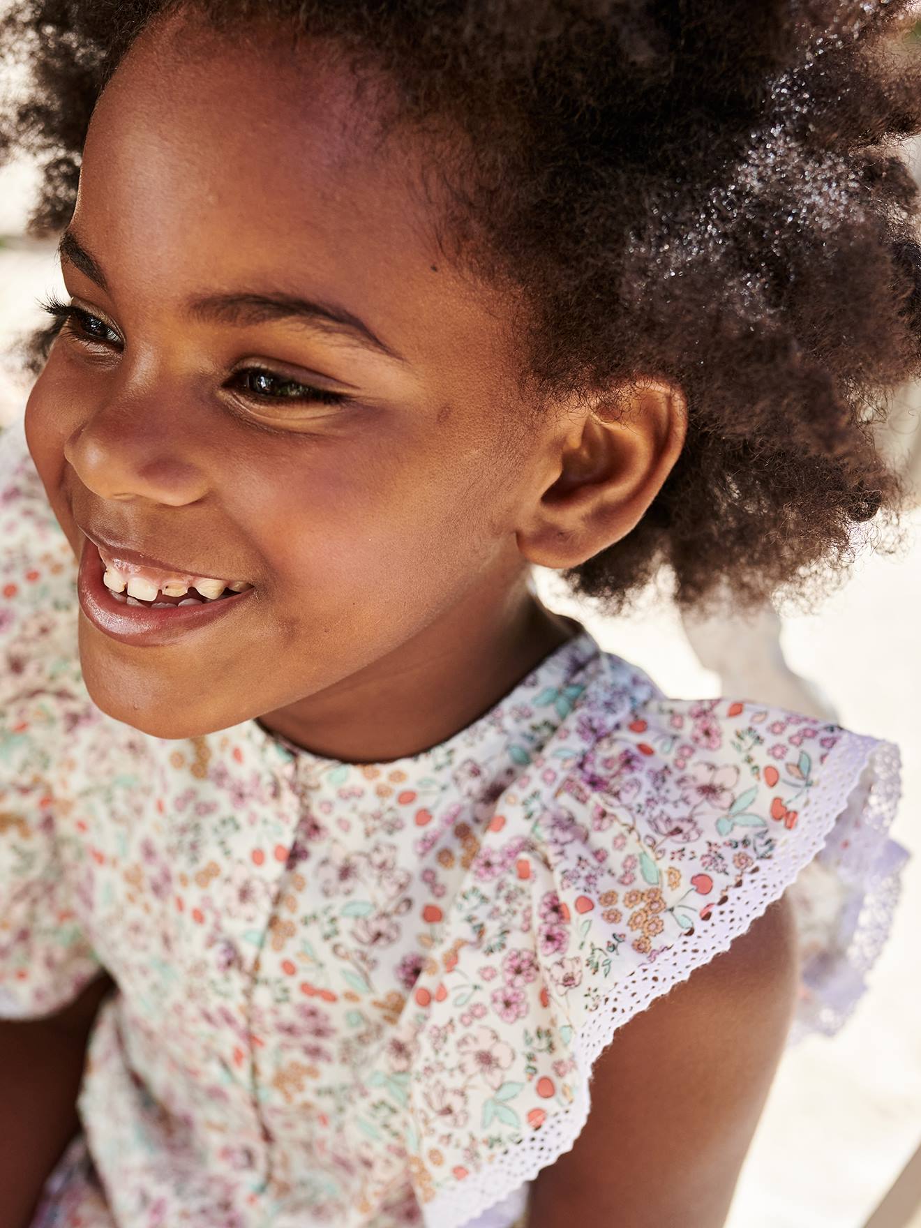 Macacão floral com babados, para menina, branco-creme