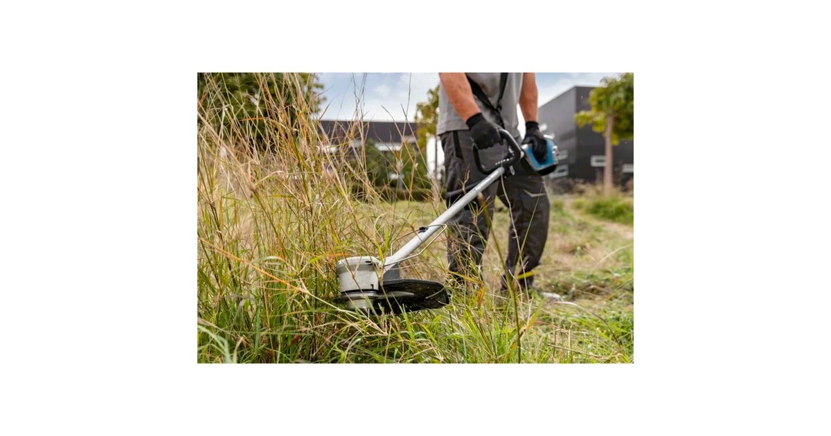 BoschGFR 18V-23 Professional accubosmaaier grastrimmer  (Blauw/zwart, Accu en oplader niet inbegrepen)