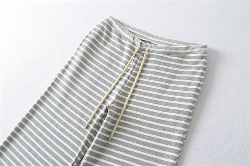 Larlige - Gestreepte joggingbroek met lage taille en wijde pijpen