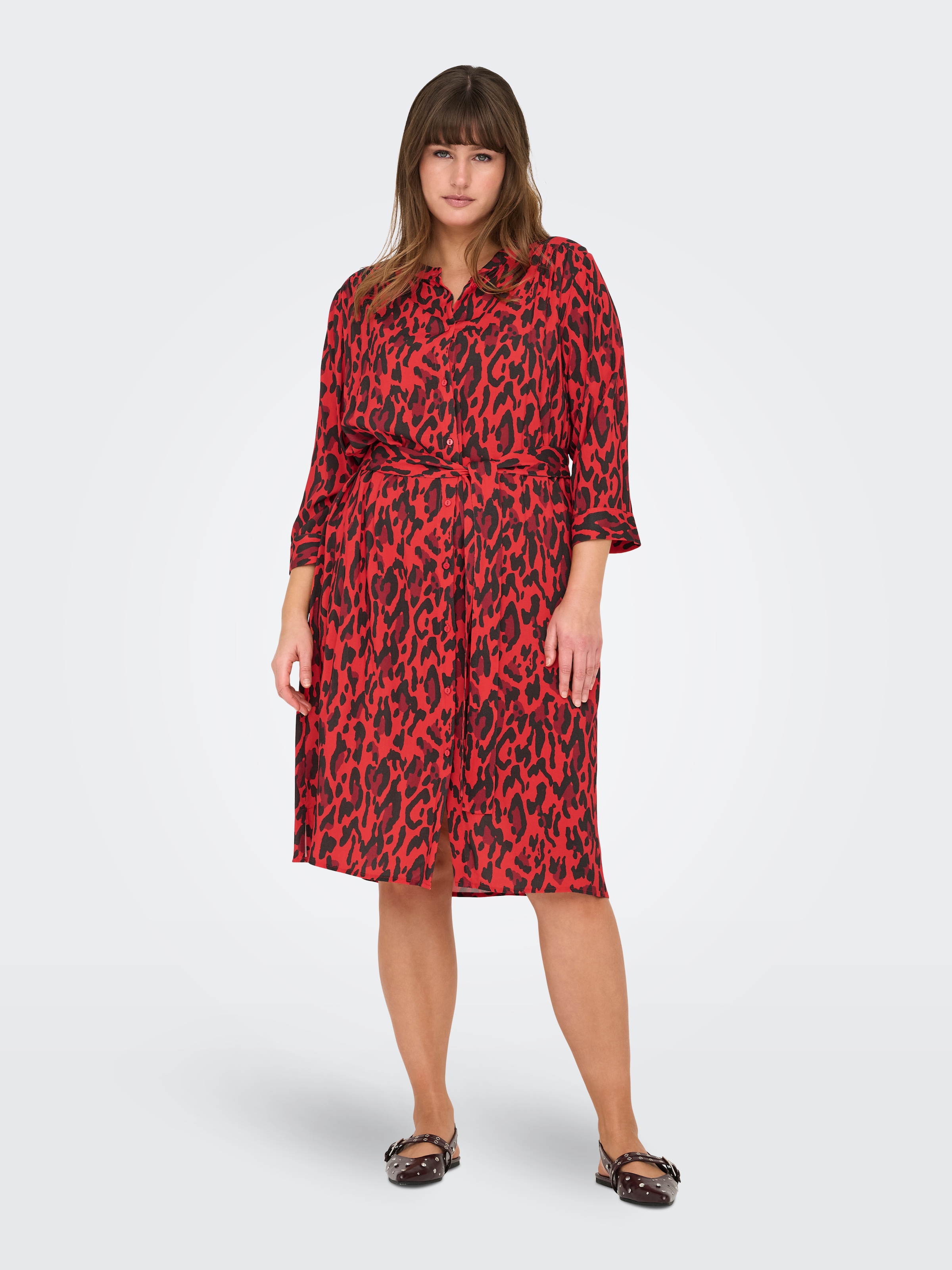 ONLY CARMAKOMA Blusenkleid »CARHARMONY LIFE 3/4 BLK DRESS AOP BS« Sommerkleid