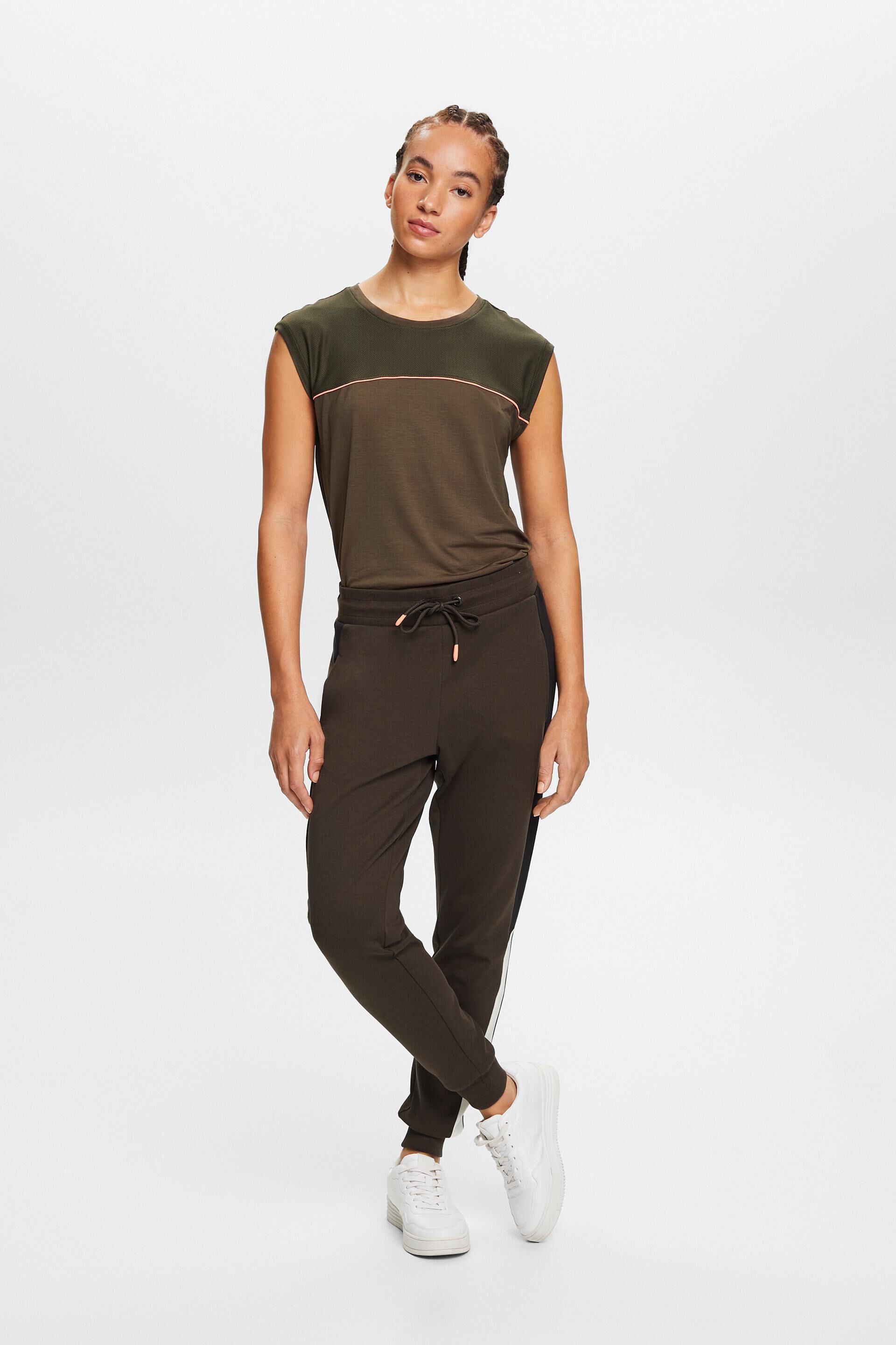 Pants knitted