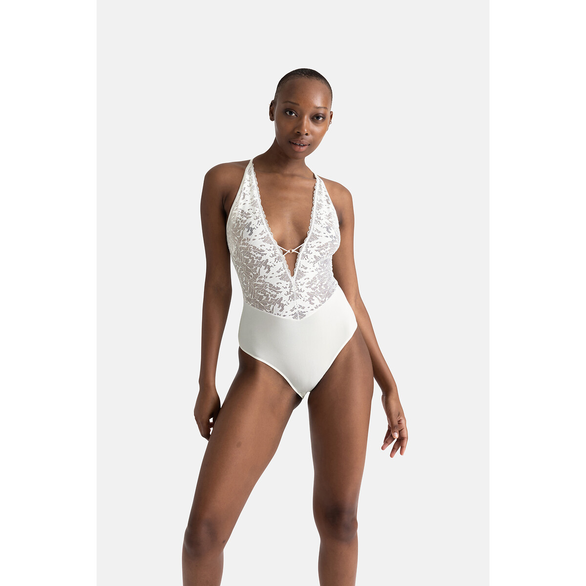 DORINA<br>Corpo em Kant Kinsley