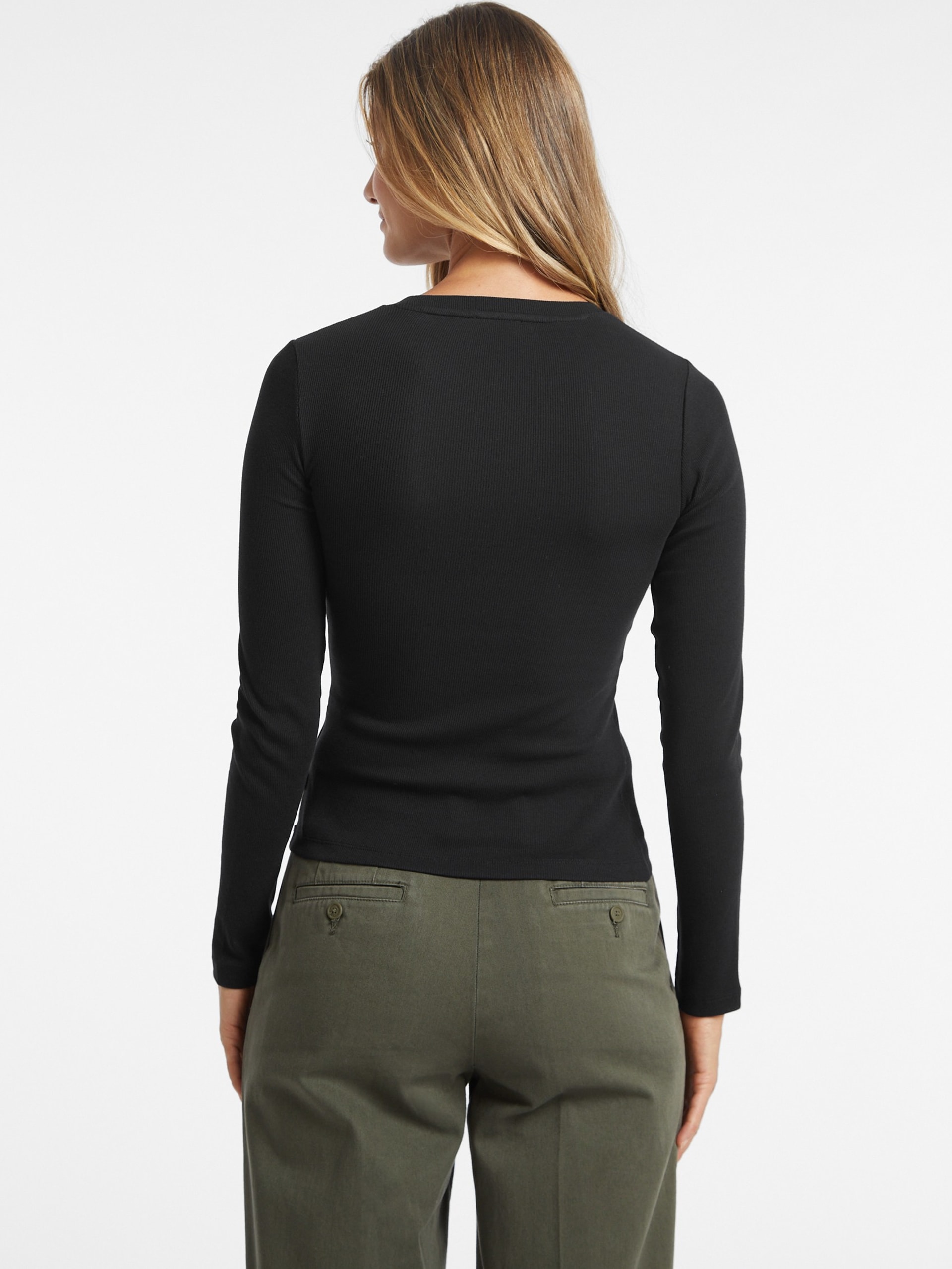Camiseta Slim com Logo Bordado