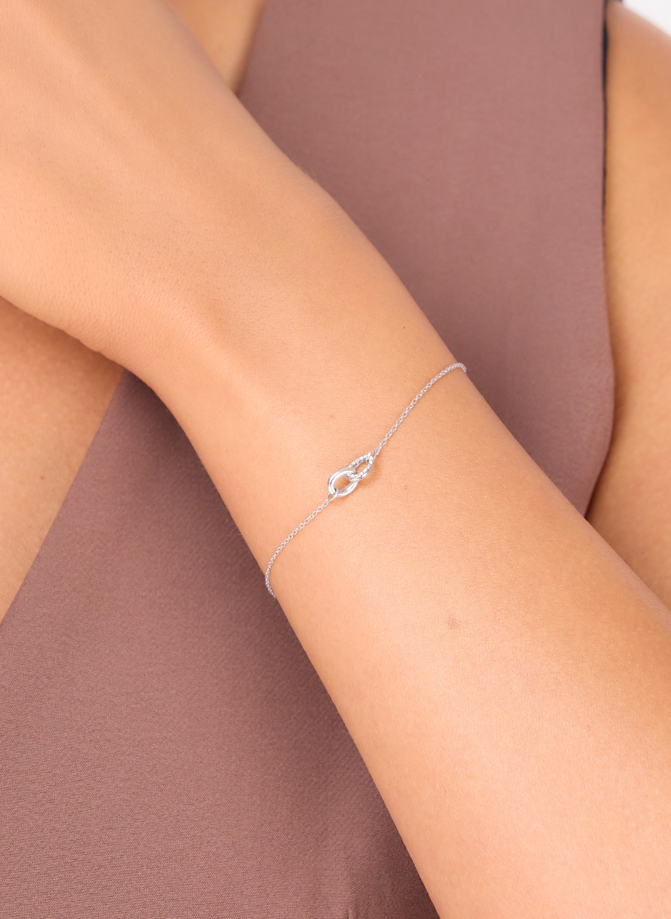 Leaf Armband ETERNAL TOUCH aus 14 Karat Weißgold mit Diamanten