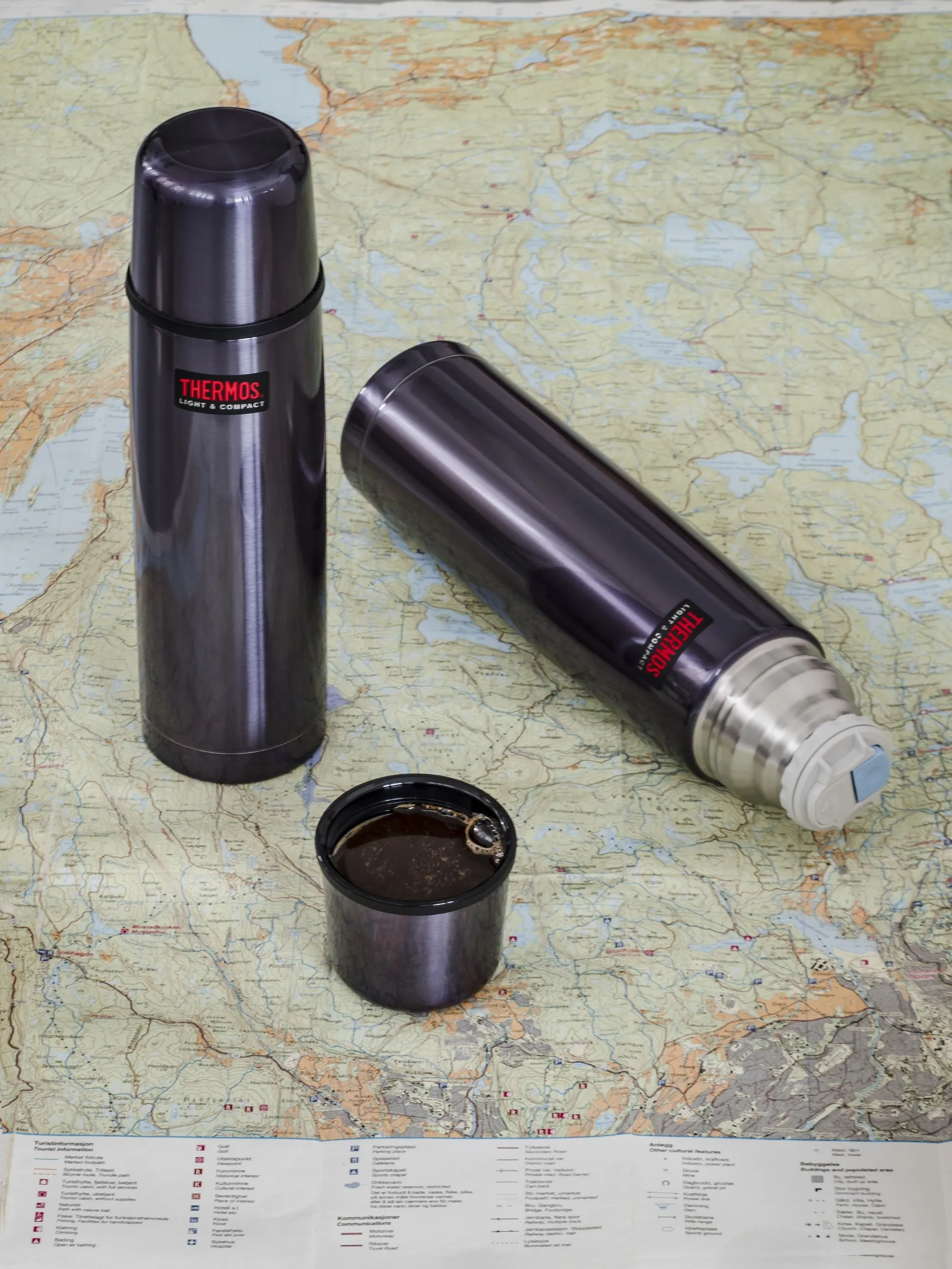 Thermos Light & Compact Midnight Blue 750ml