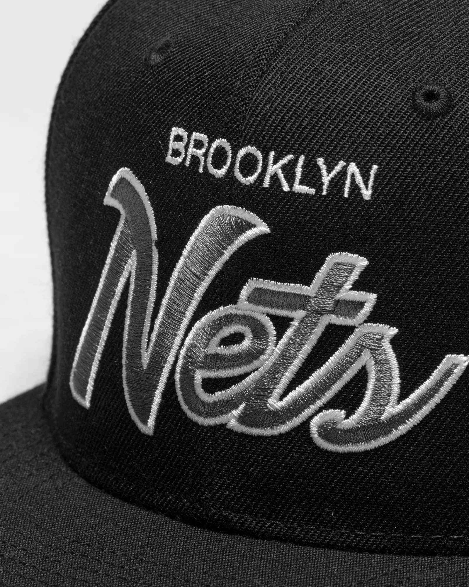 Mitchell & Ness NBA TEAM SCRIPT 2.0 SNAPBACK CAP BROOKLYN NETS